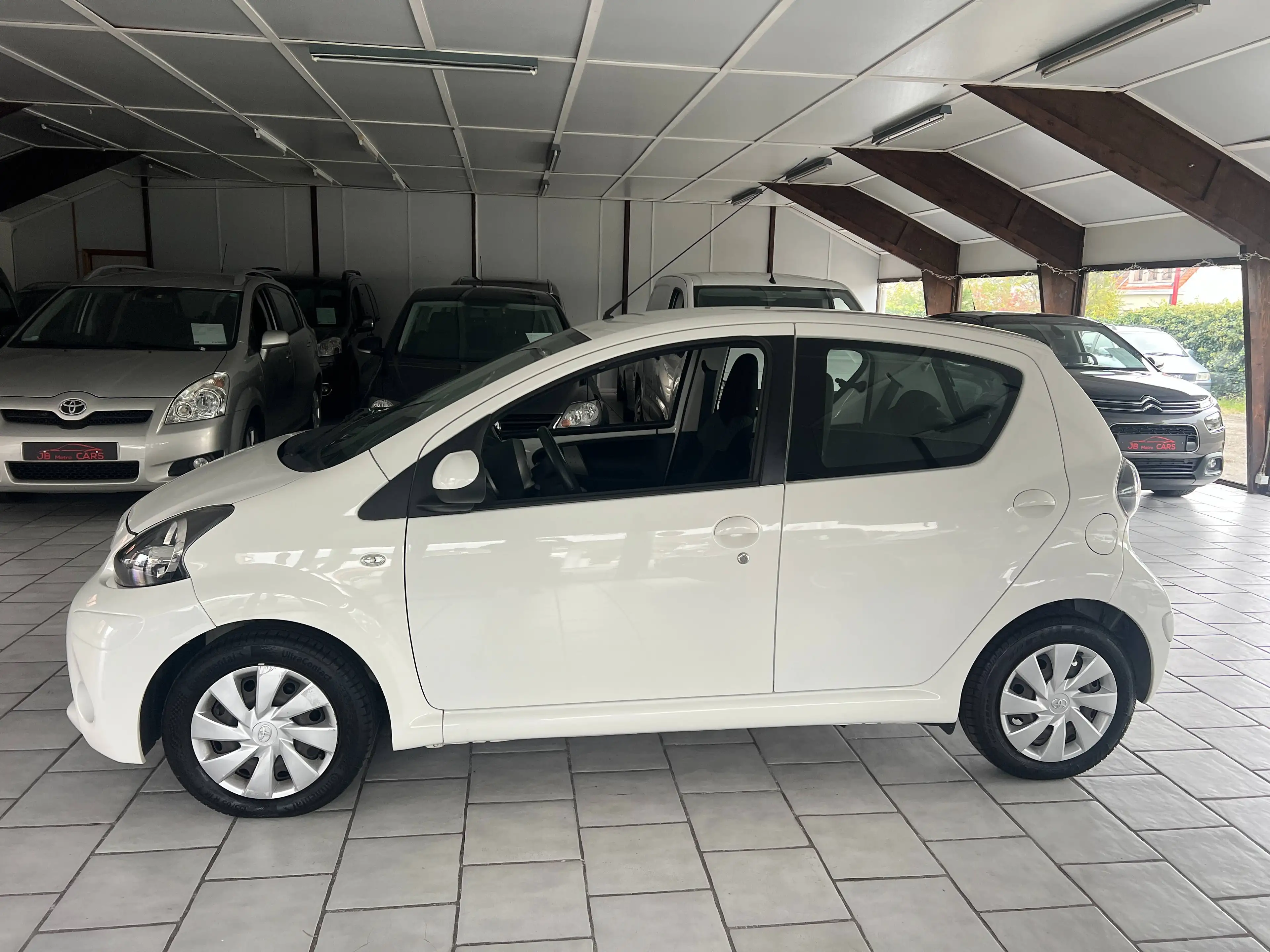 Toyota Aygo 1.0i /51000 km/5 deurs/airco/euro 5/CAR PASS/1 jaar garantie — photo 4