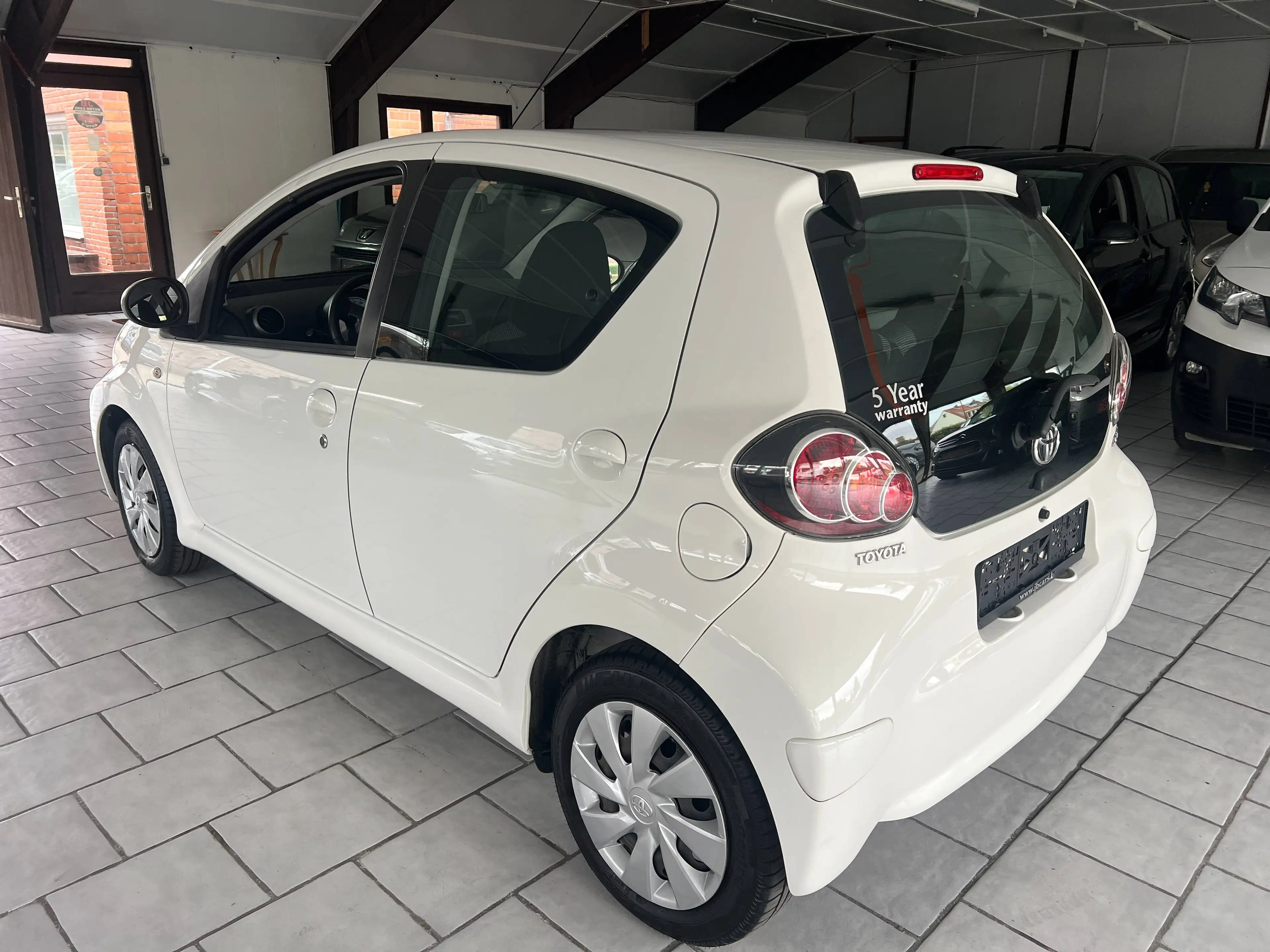 Toyota Aygo 1.0i /51000 km/5 deurs/airco/euro 5/CAR PASS/1 jaar garantie — photo 5