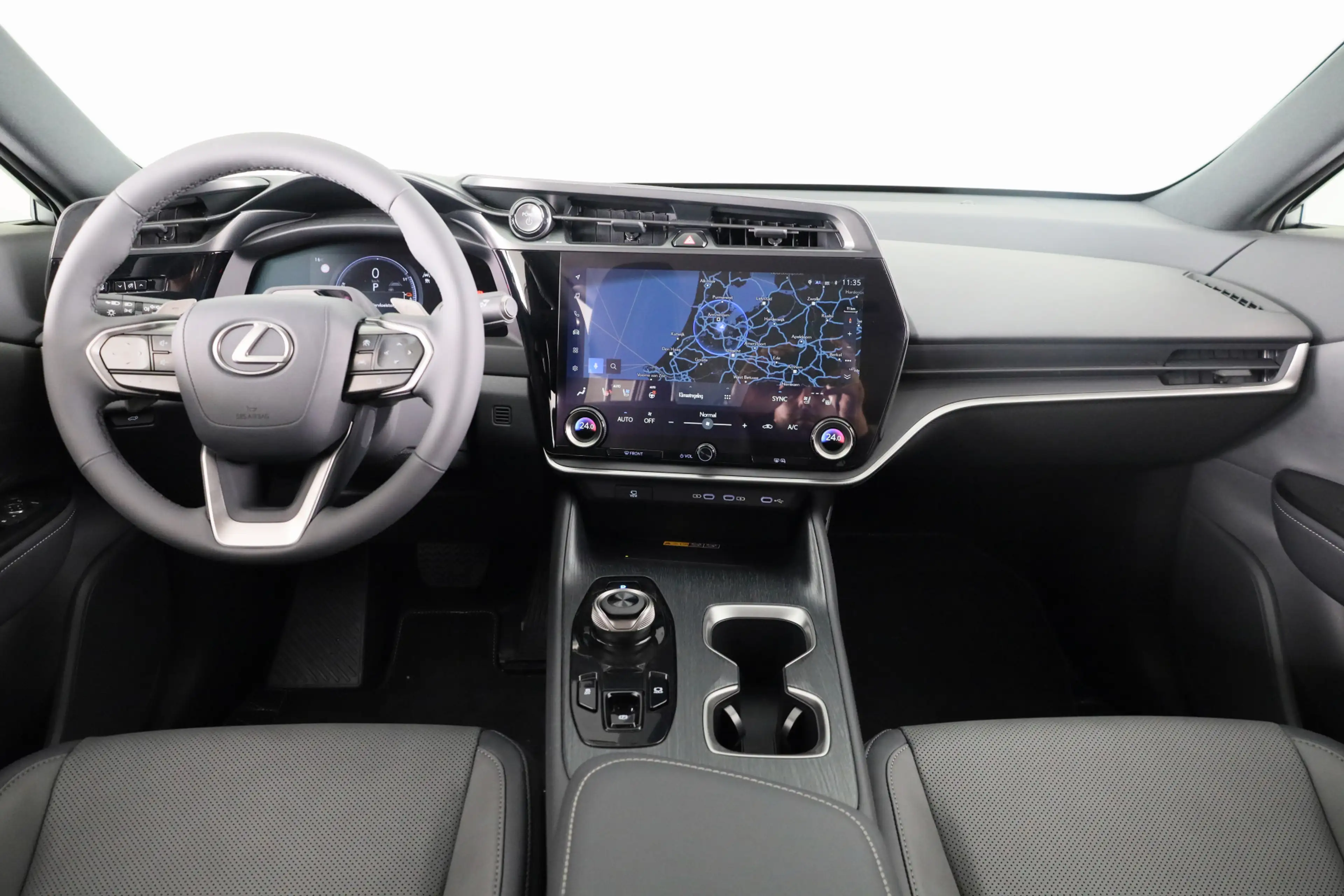 Lexus RZ 300e Luxury Line 71 kWh | Head-Up Display | 360 Ca — photo 5