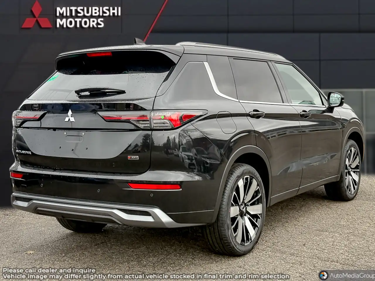 Mitsubishi Outlander снимка Mitsubishi Outlander