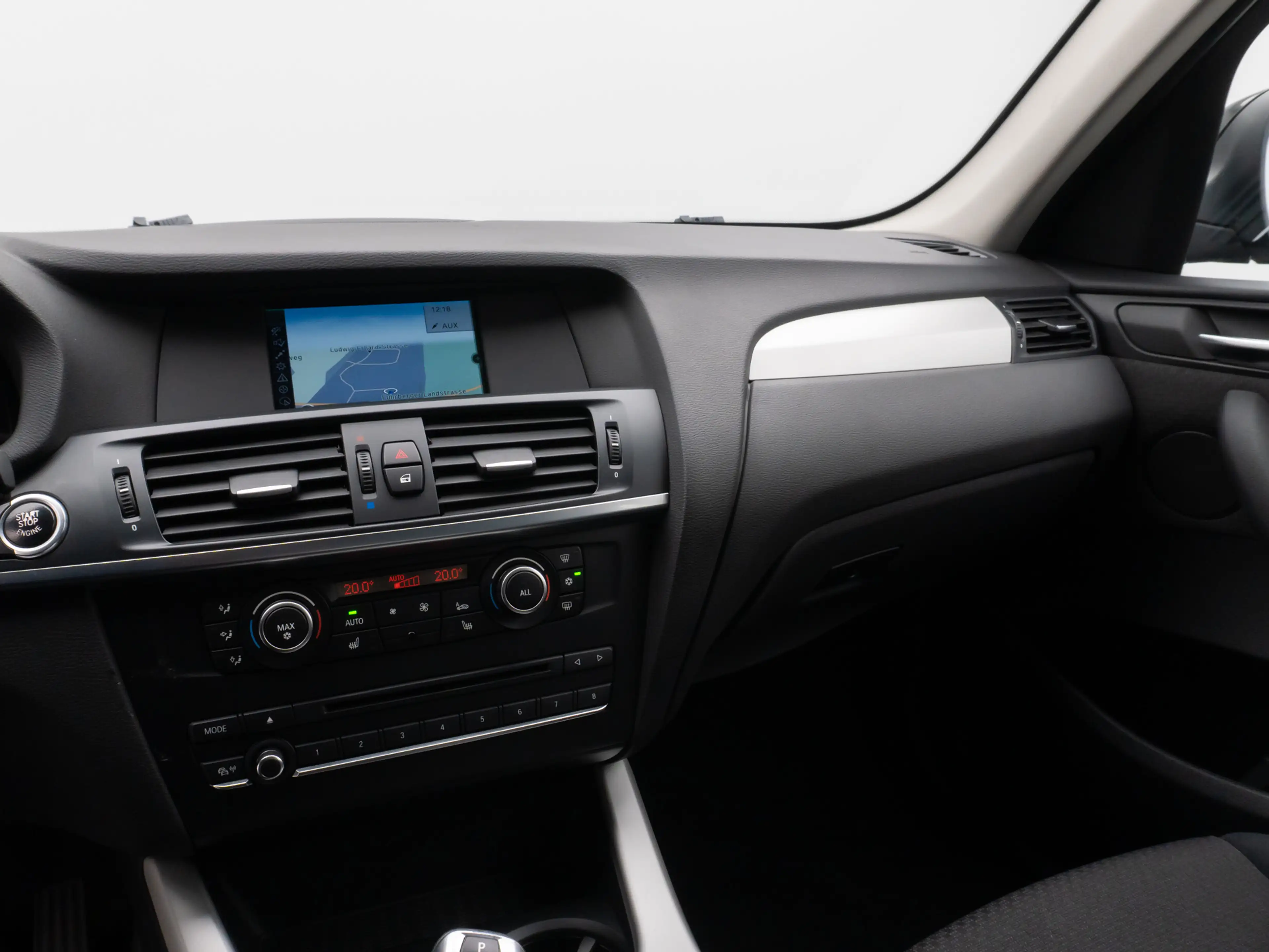 BMW X3 Navi Sitzhzg PDC Tempomat 8Fach — photo 21