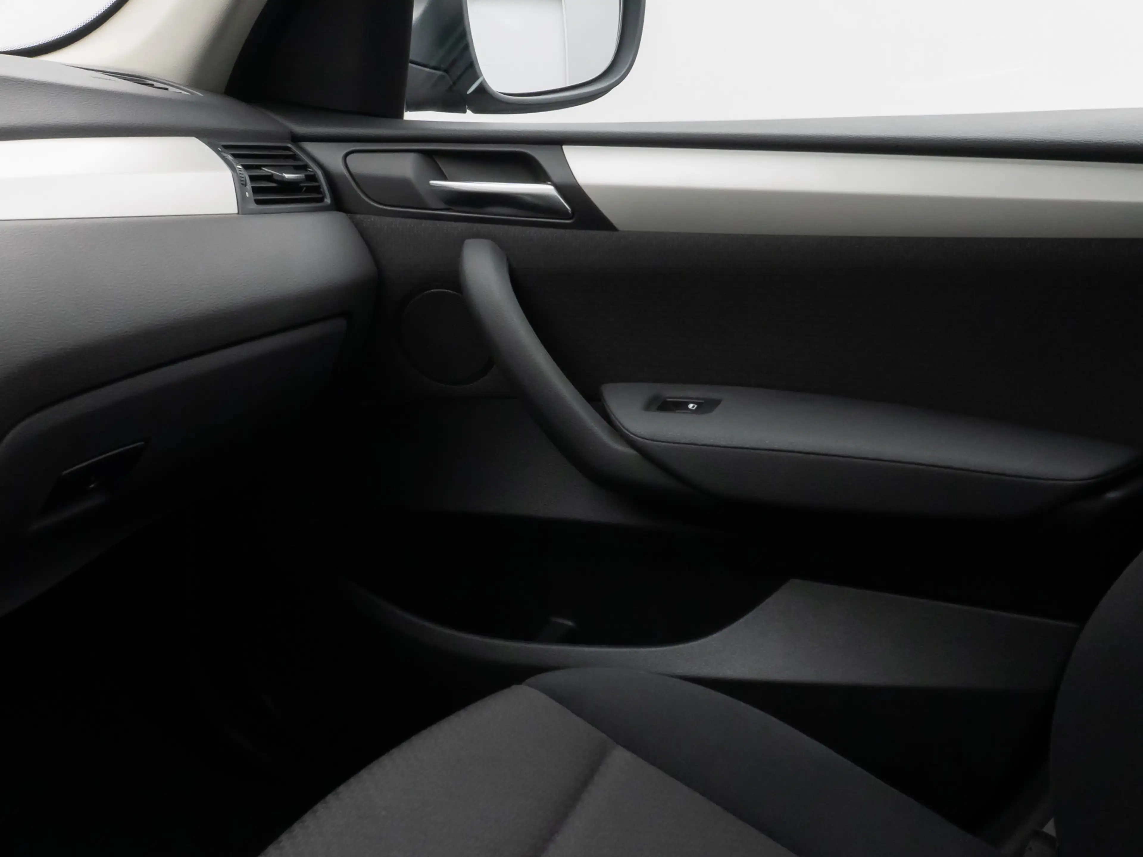 BMW X3 Navi Sitzhzg PDC Tempomat 8Fach — photo 31