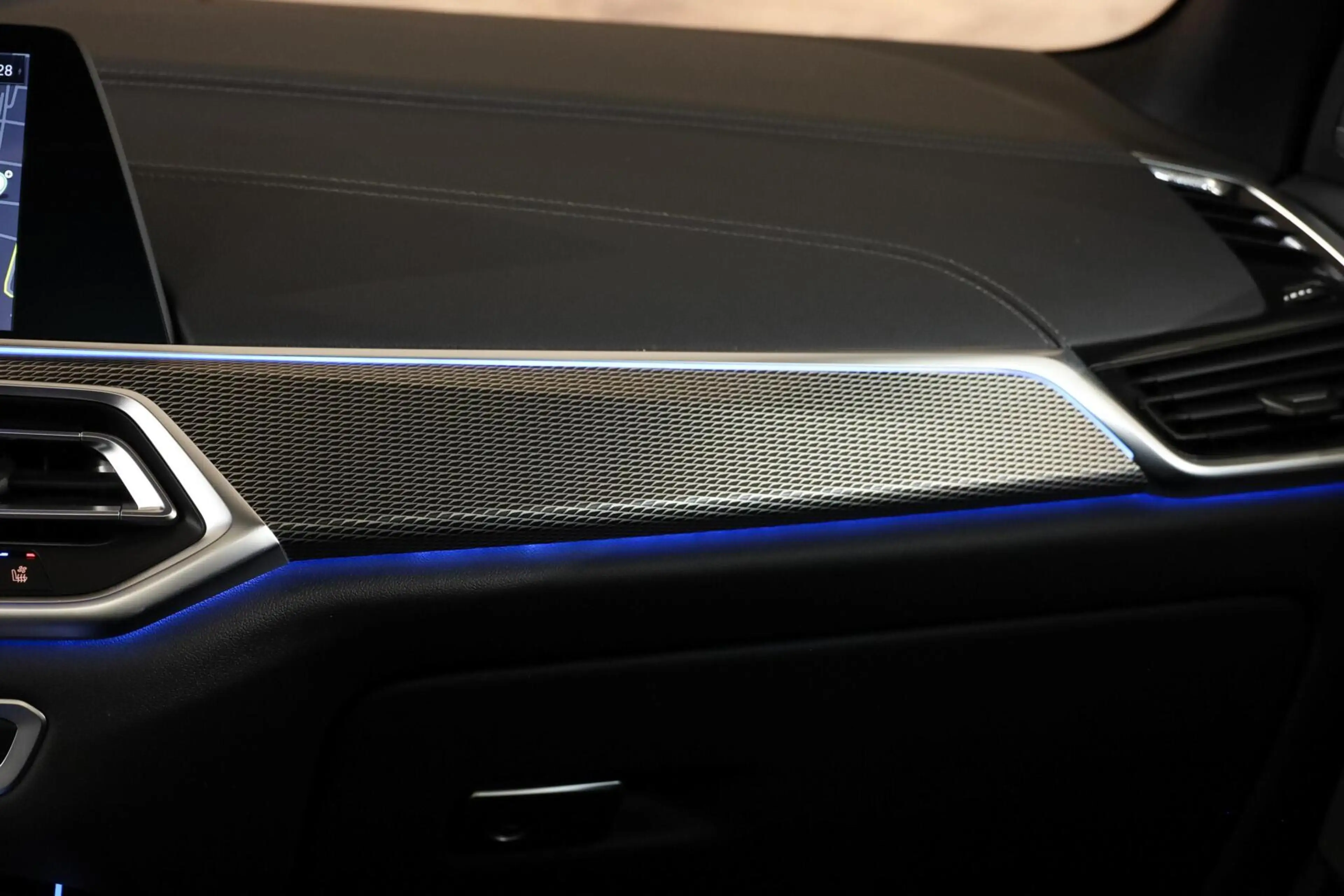 BMW X5 xDrive45e M-Sport|Pano|H&K|360|HUD|Nightvision|Tre — photo 35