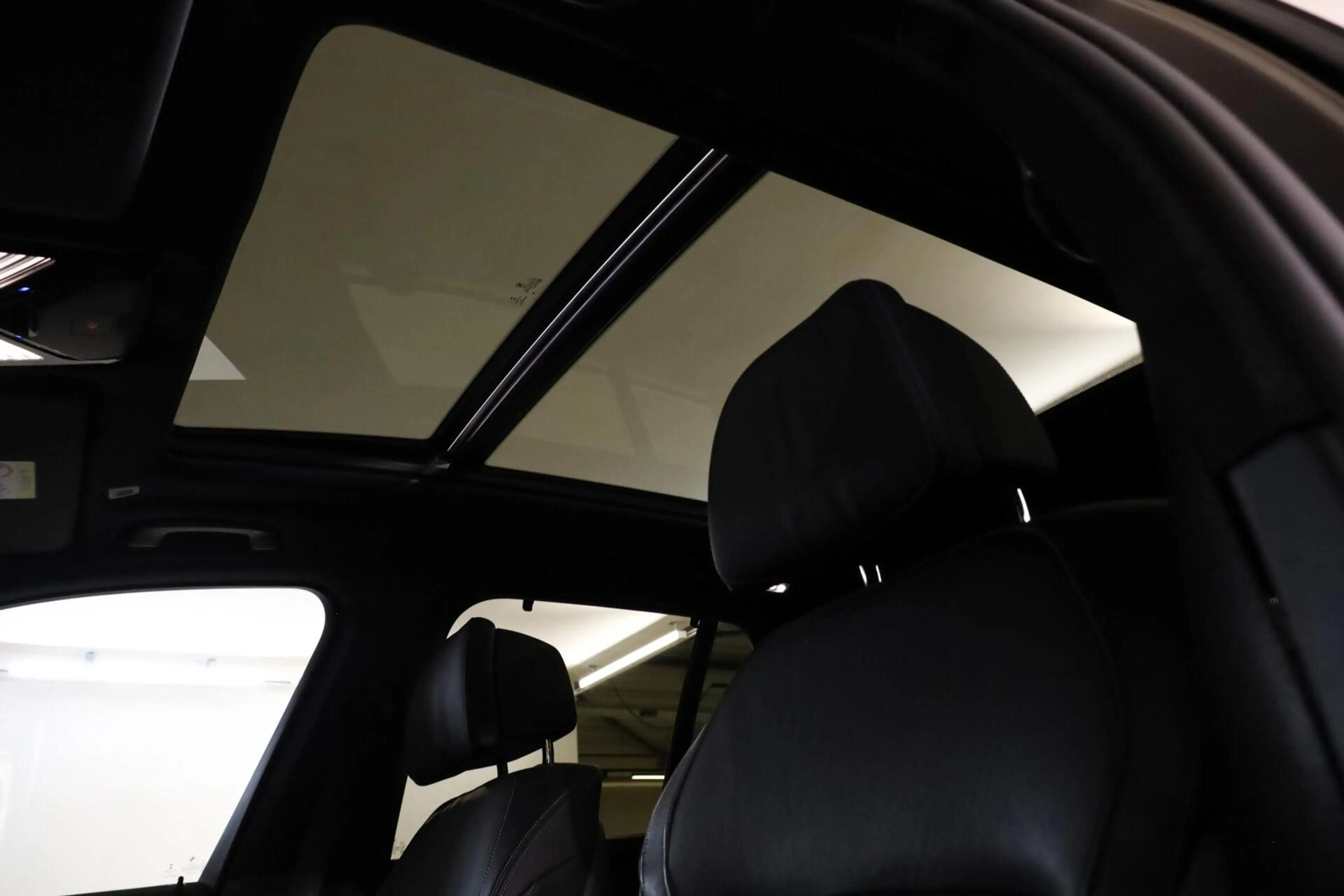 BMW X5 xDrive45e M-Sport|Pano|H&K|360|HUD|Nightvision|Tre — photo 17
