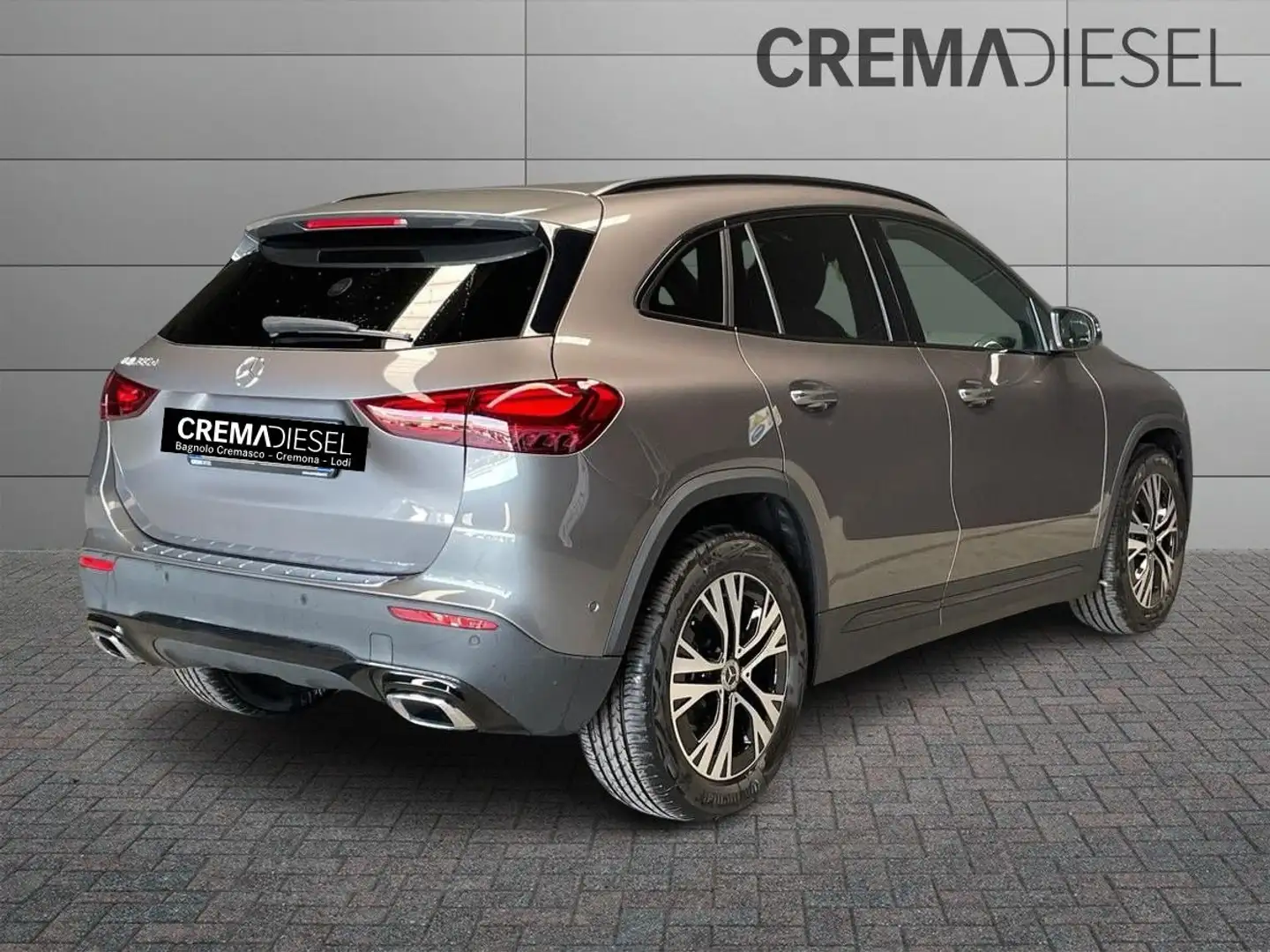 Mercedes-Benz GLA 180 GLA 180 d Progressive Advanced Plus Auto Grigio - 2