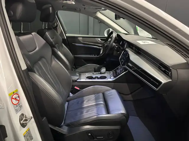 Audi A6 Avant view 11