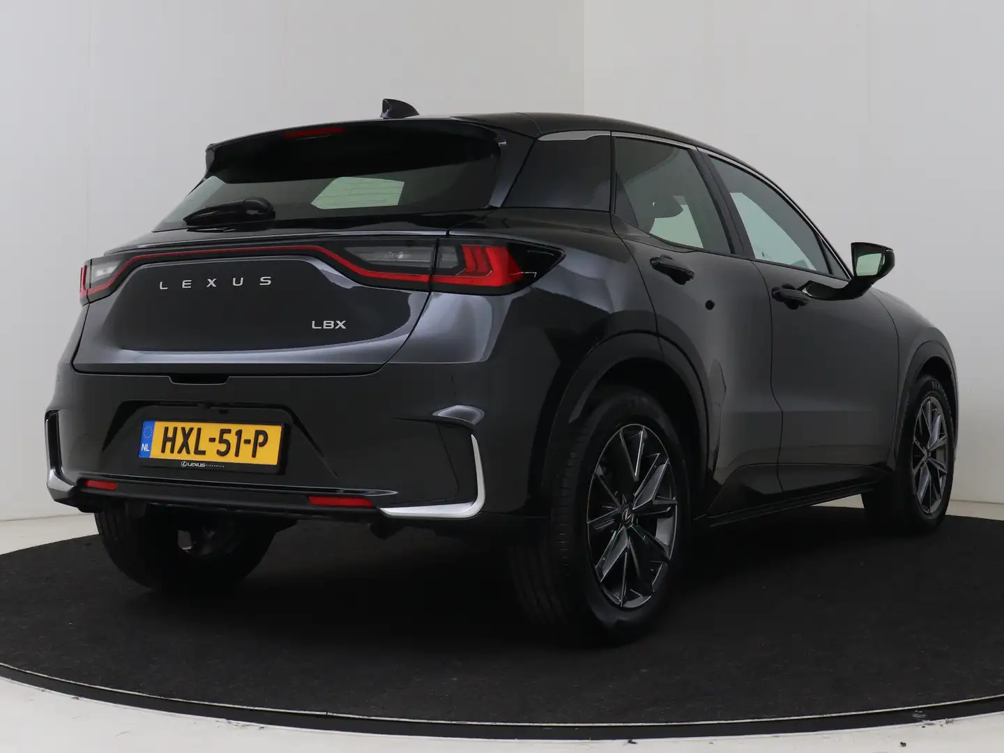 Lexus LBX Relax 2WD | Keyless Entry | Apple Carplay & Androi Zwart - 2