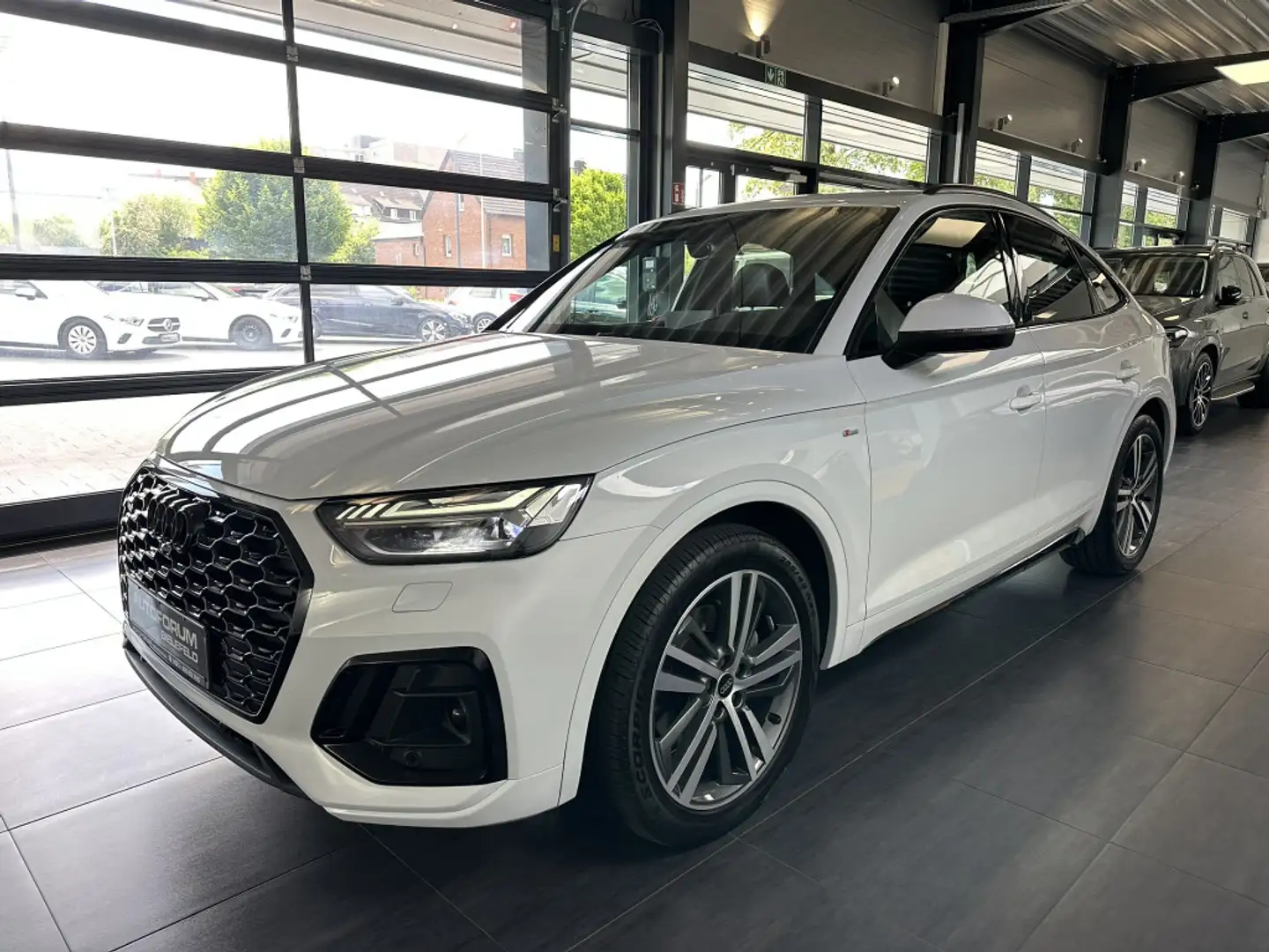 Audi Q5 Sportback 40 TDI qu.S line|Sthzg|Luft|AHK|20 Weiß - 2