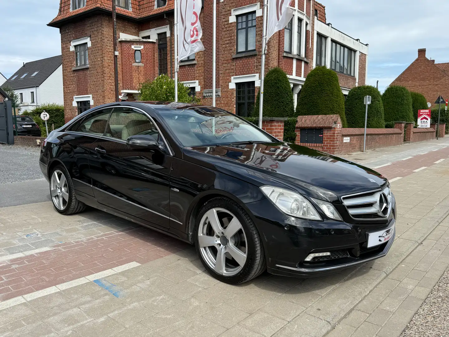 Mercedes-Benz E 350 CDI // V6 // 1'STE EIGENAAR // NAVI // Zwart - 2