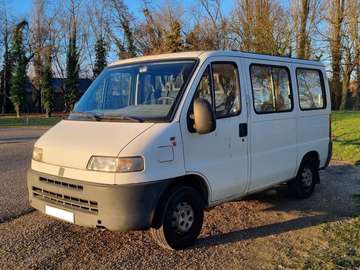 10Q 1.9 TD MINIBUS COURT 90CV