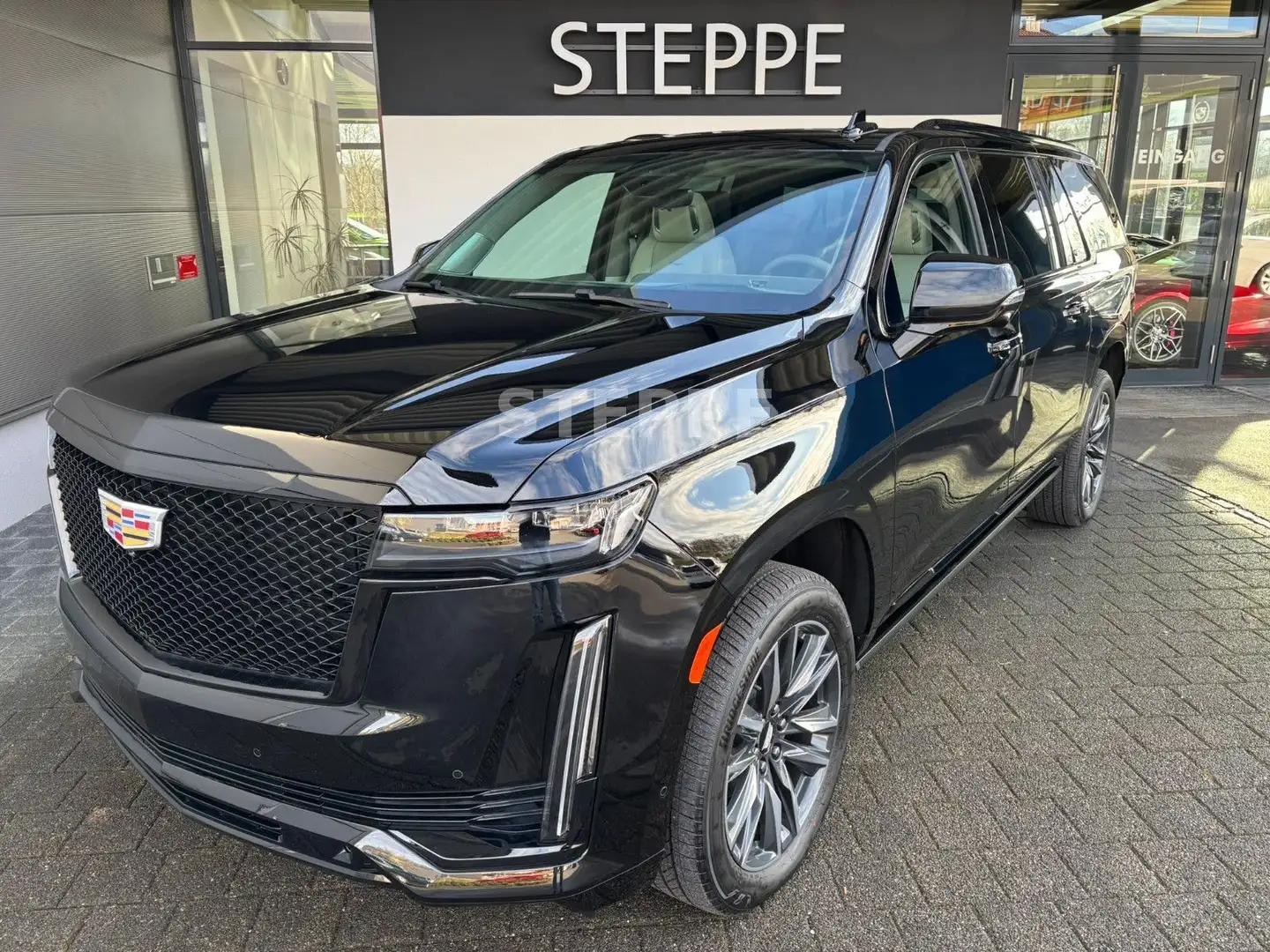 Cadillac Escalade 6.2 V8 ESV Sport Platinum EU-Navi AHK Schwarz - 1