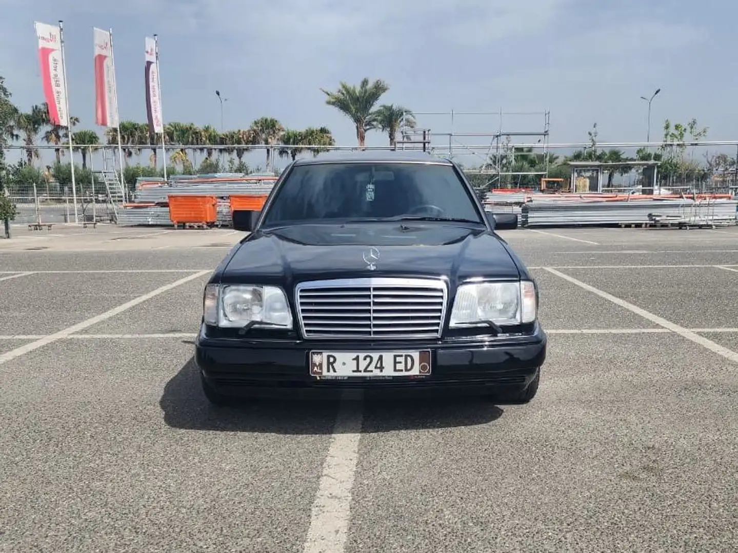 Mercedes-Benz E 420 E 420 Schwarz - 2