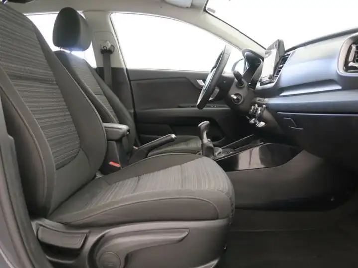 Kia Stonic 1.0 T-GDi MHEV iMT Drive (2021) 2022, foto 17