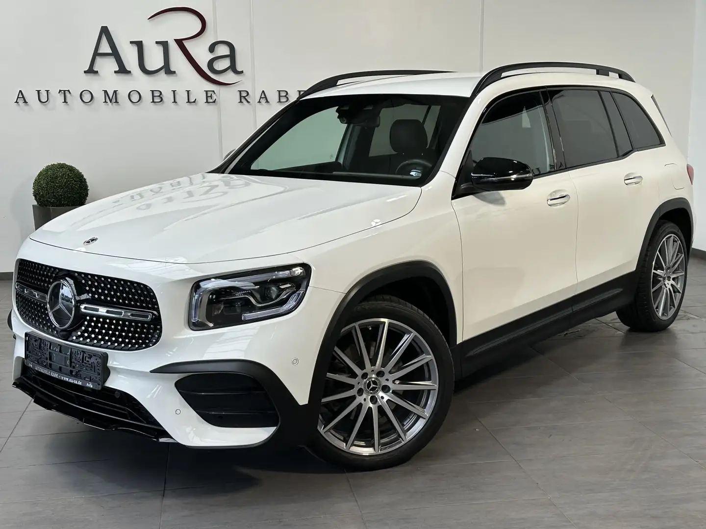 Mercedes-Benz GLB 220 4Matic AMG-Line NAV+LED+20ZO+BURMESTER Blanc - 2