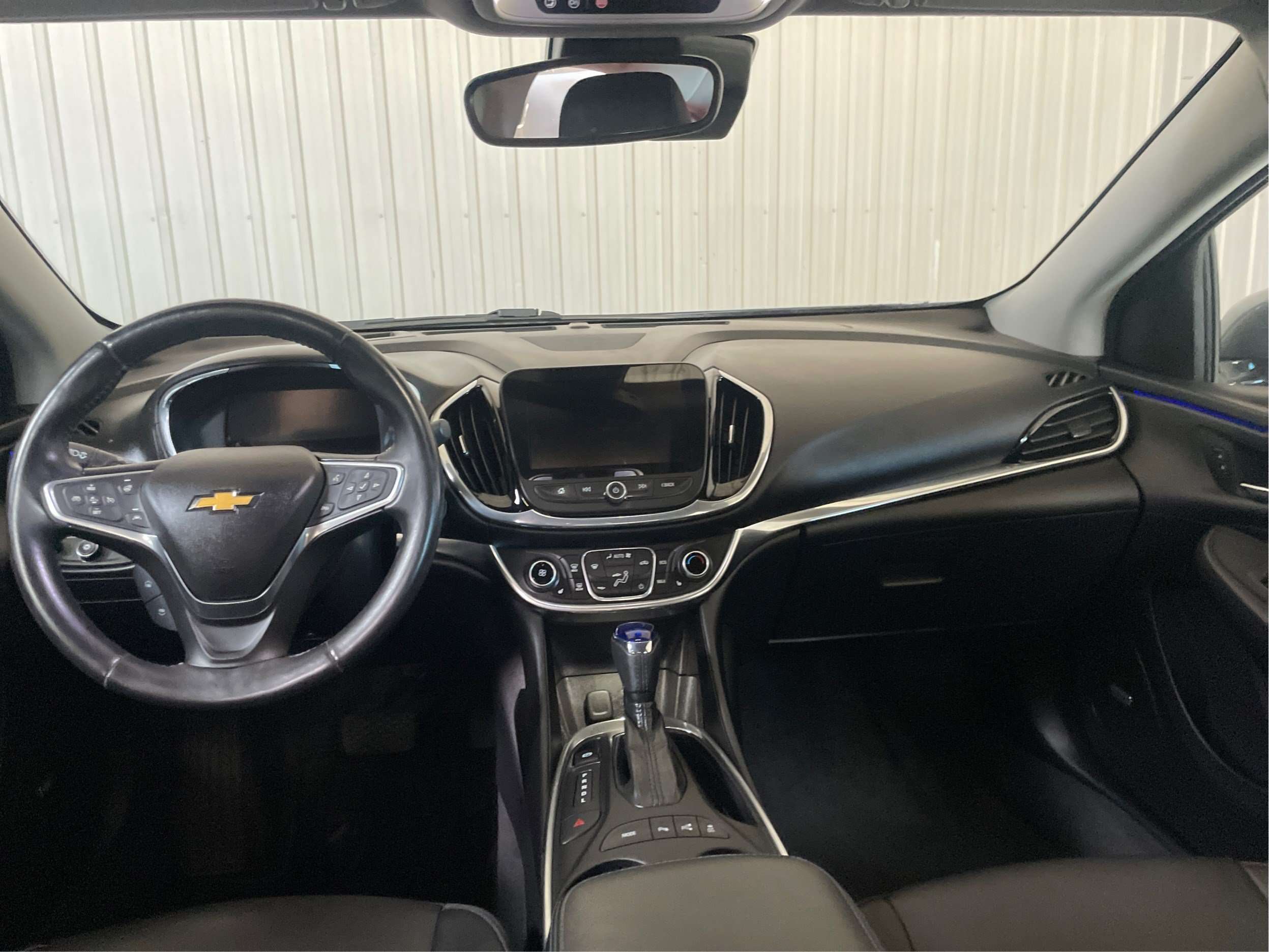 2018 Chevrolet Volt Premier Mags Cuir Sièges Chauffants — photo 1