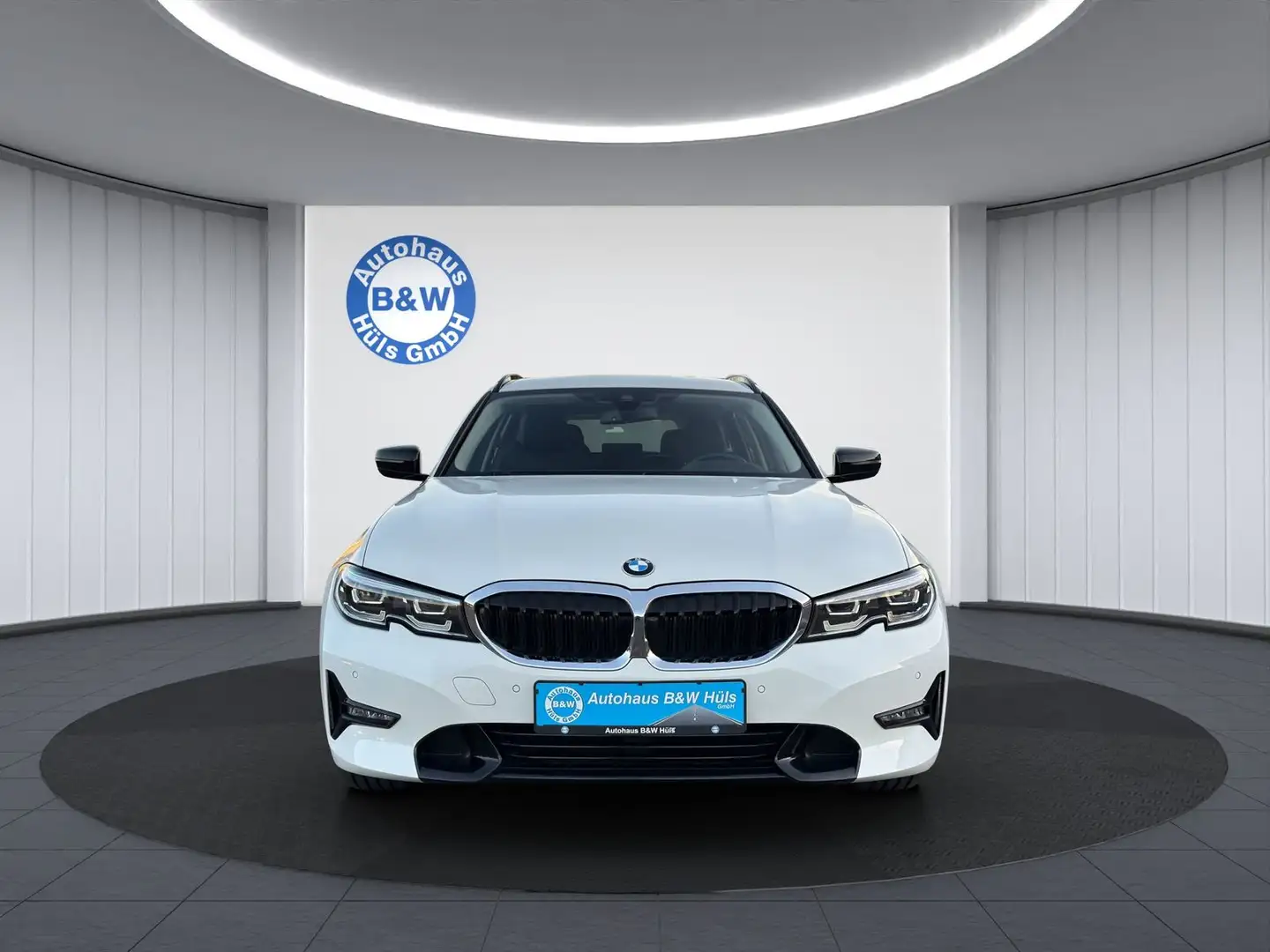 BMW 318 d Sport Line*HuD*LED*LIVE*SHZ* Weiß - 2