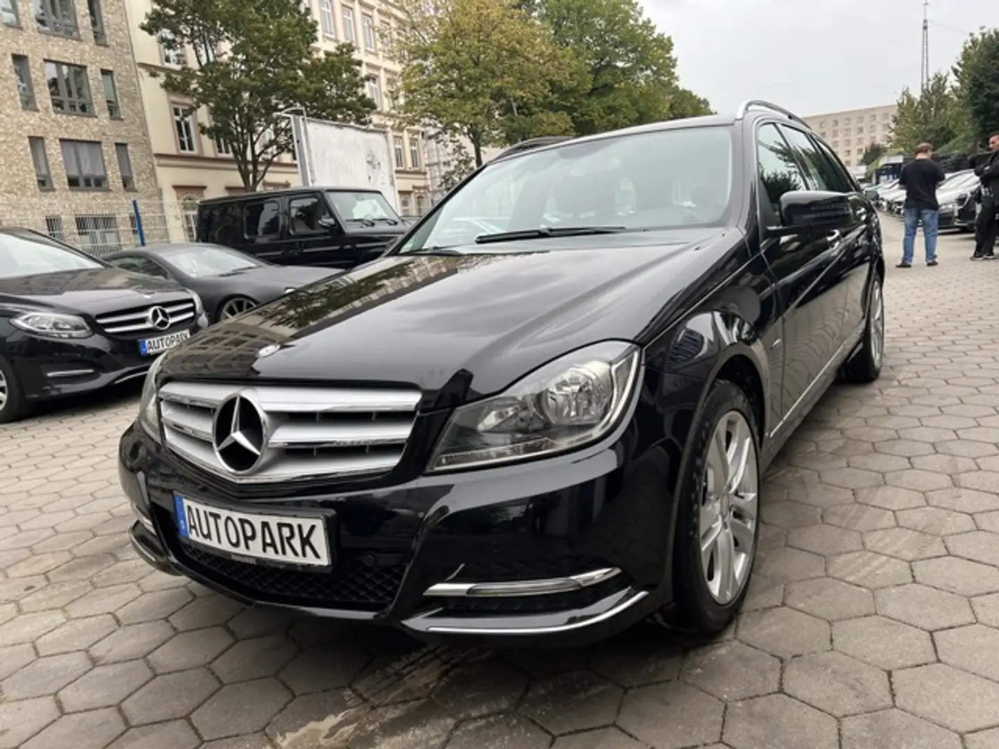 Mercedes-Benz C 180 K T Blue Efficiency Avantgarde**Voll** Schwarz - 2