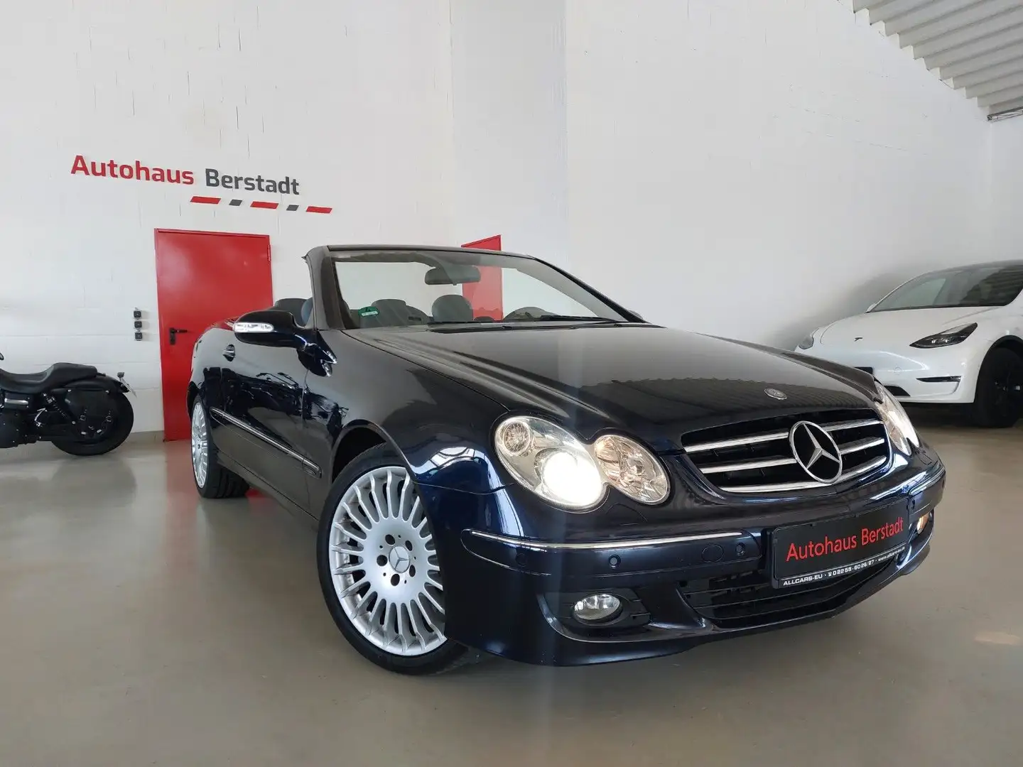 Mercedes-Benz CLK 200 Cabrio Aut. Avantgarde Xenon*Navi*Leder Azul - 1