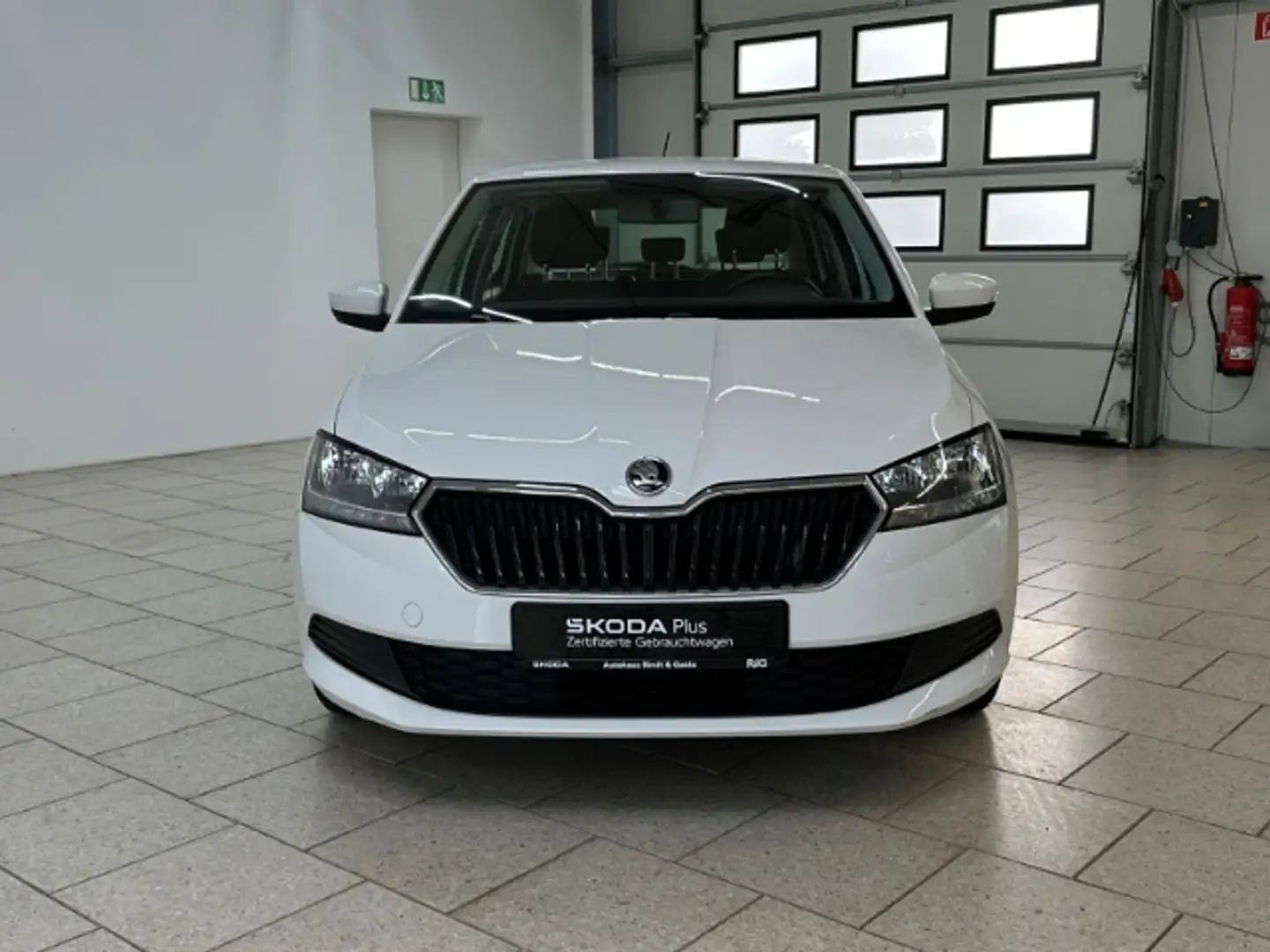 Skoda Fabia 1.0 Active PDC Klima DAB Freisprech Blanc - 2