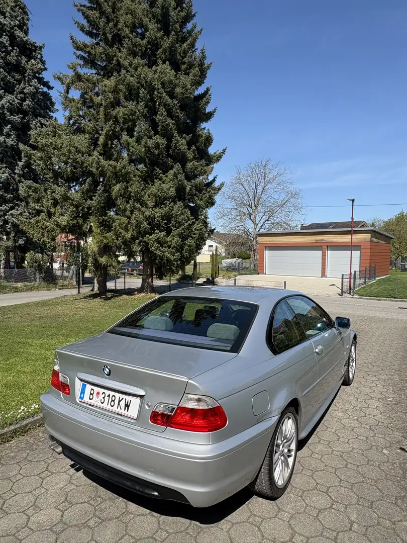 BMW 320 320Ci - 1