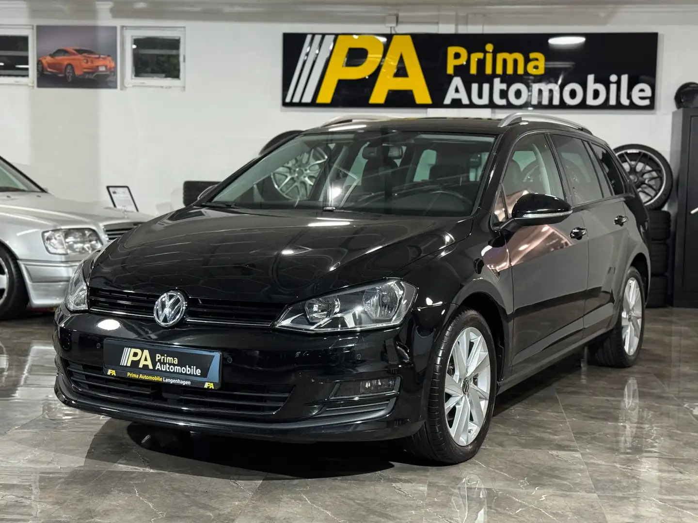 Volkswagen Golf VII 2.0 TDI Variant Comfortline / 2. Hand Negro - 1