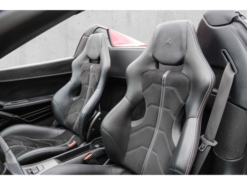 Ferrari 458 Spider *Racingseats*Liftsystem*Tempomat*Alcantara* — photo 17
