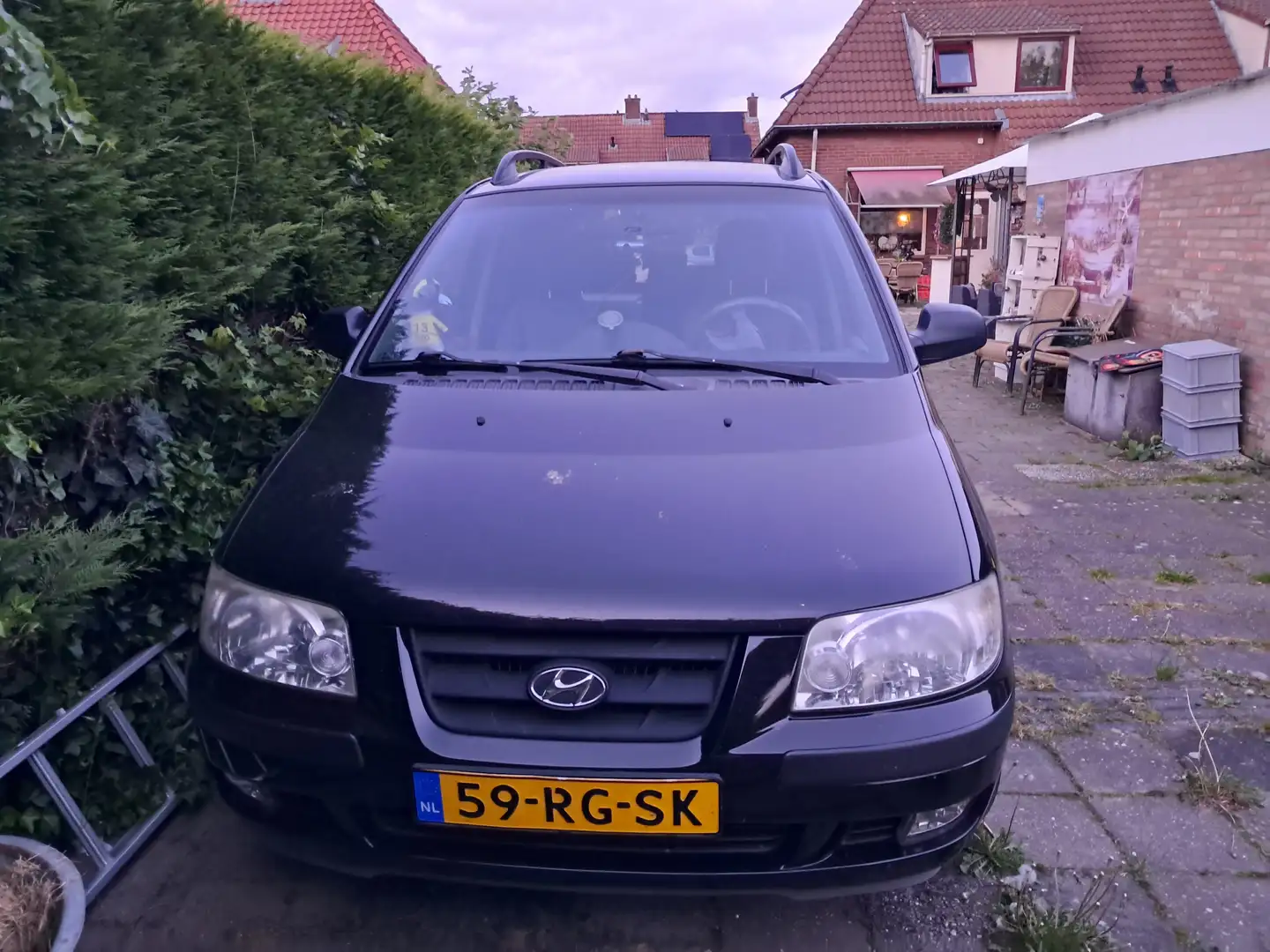 Hyundai Matrix Matrix 1.6i Active Cool Negro - 1