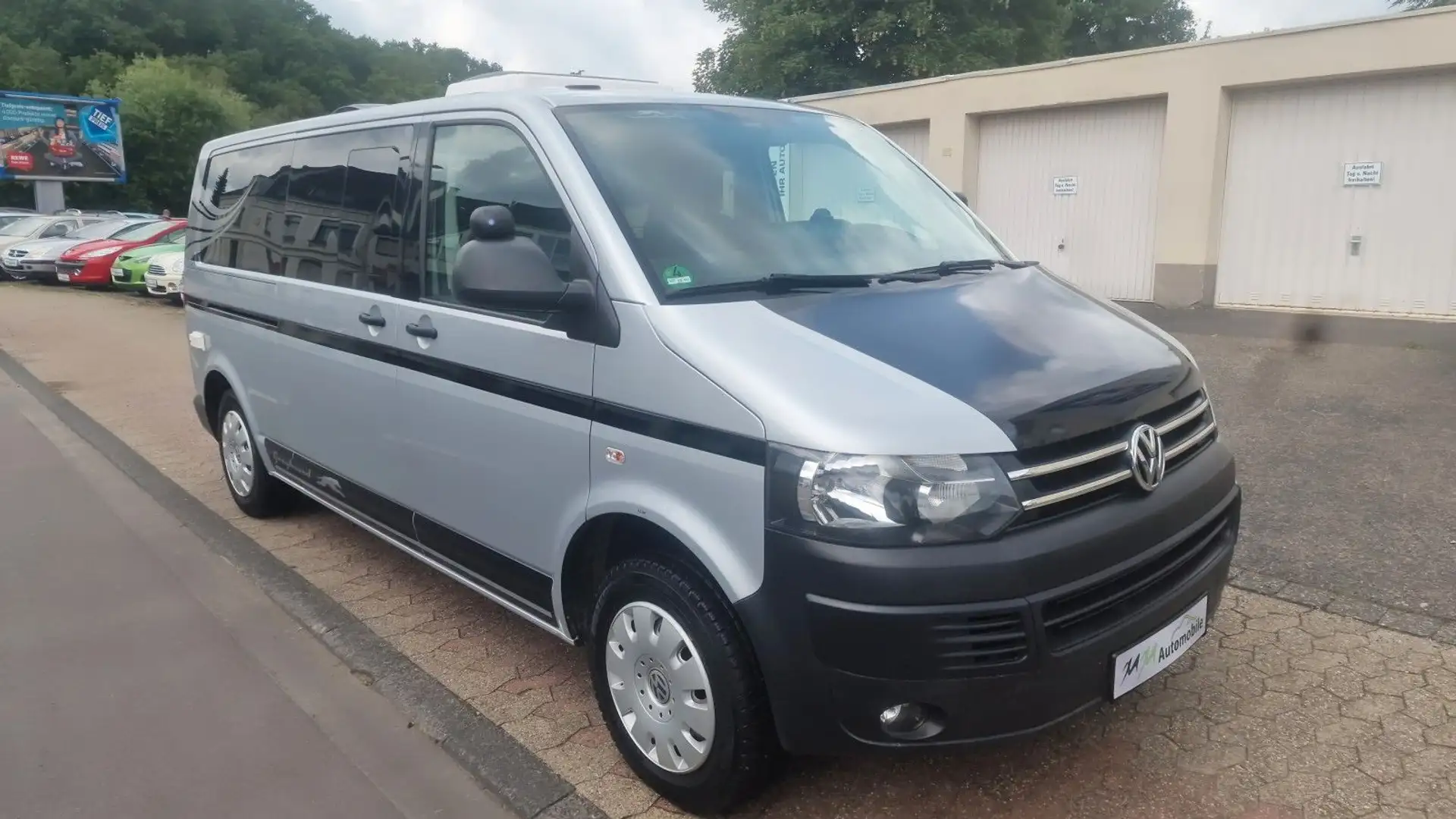 Volkswagen T6 Wohnmobil Neu-Umbau/Solar/Bett/Kühlschr/230V Argent - 1