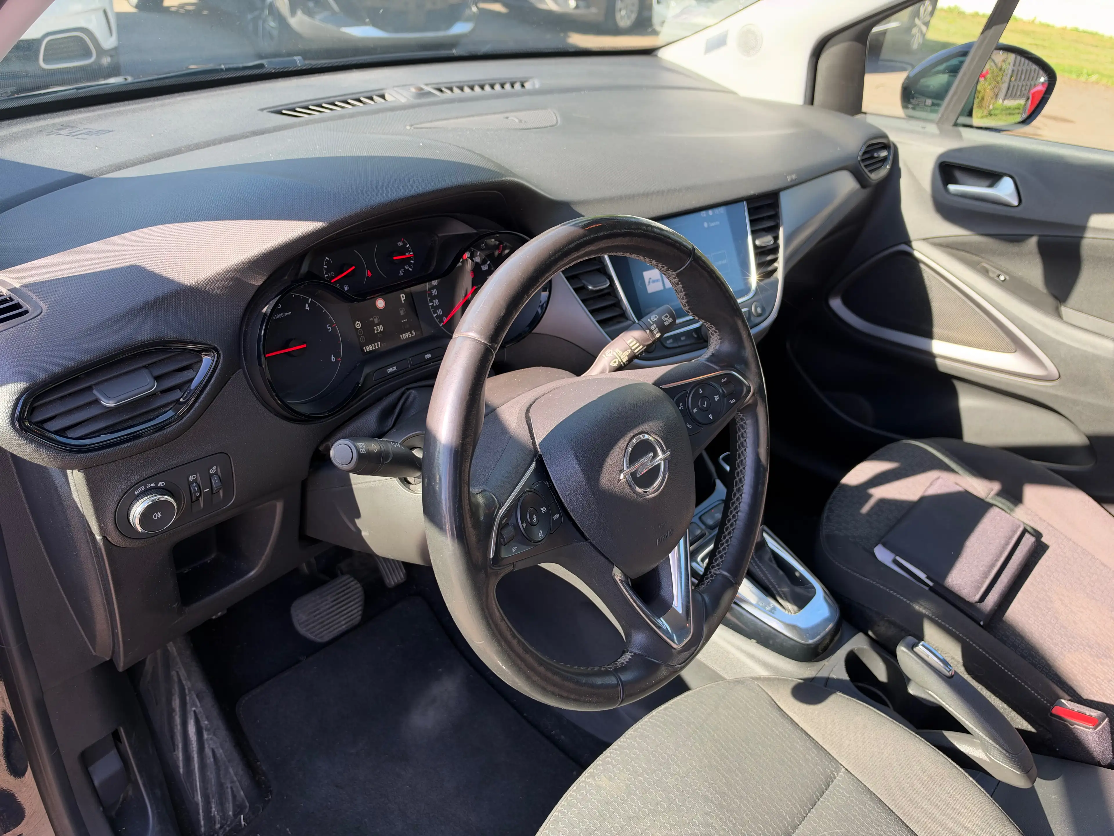 Opel Crossland X Crossland X 1.5 TD ECOTEC 120 Y Edition S/S (EU6.3) — photo 12