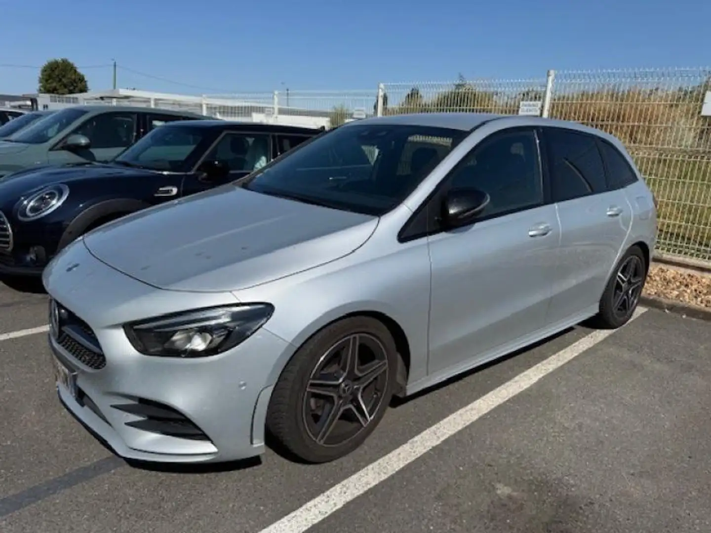 Mercedes-Benz B 200 200d 150ch AMG Line 8G-DCT Argent - 2