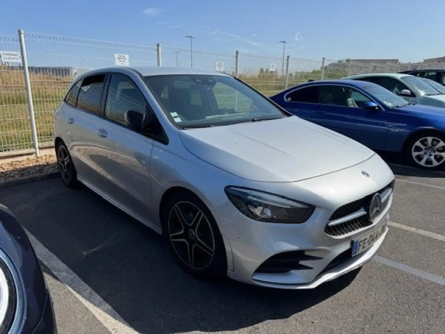 Mercedes-Benz B 200 200d 150ch AMG Line 8G-DCT Argent - 1