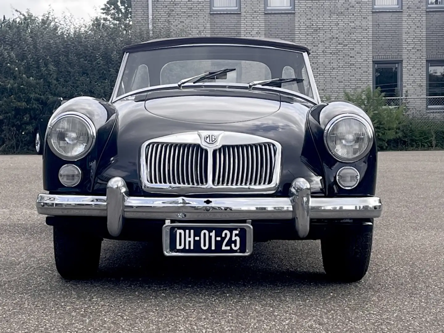 MG MGA Roadster 1500 Negro - 2
