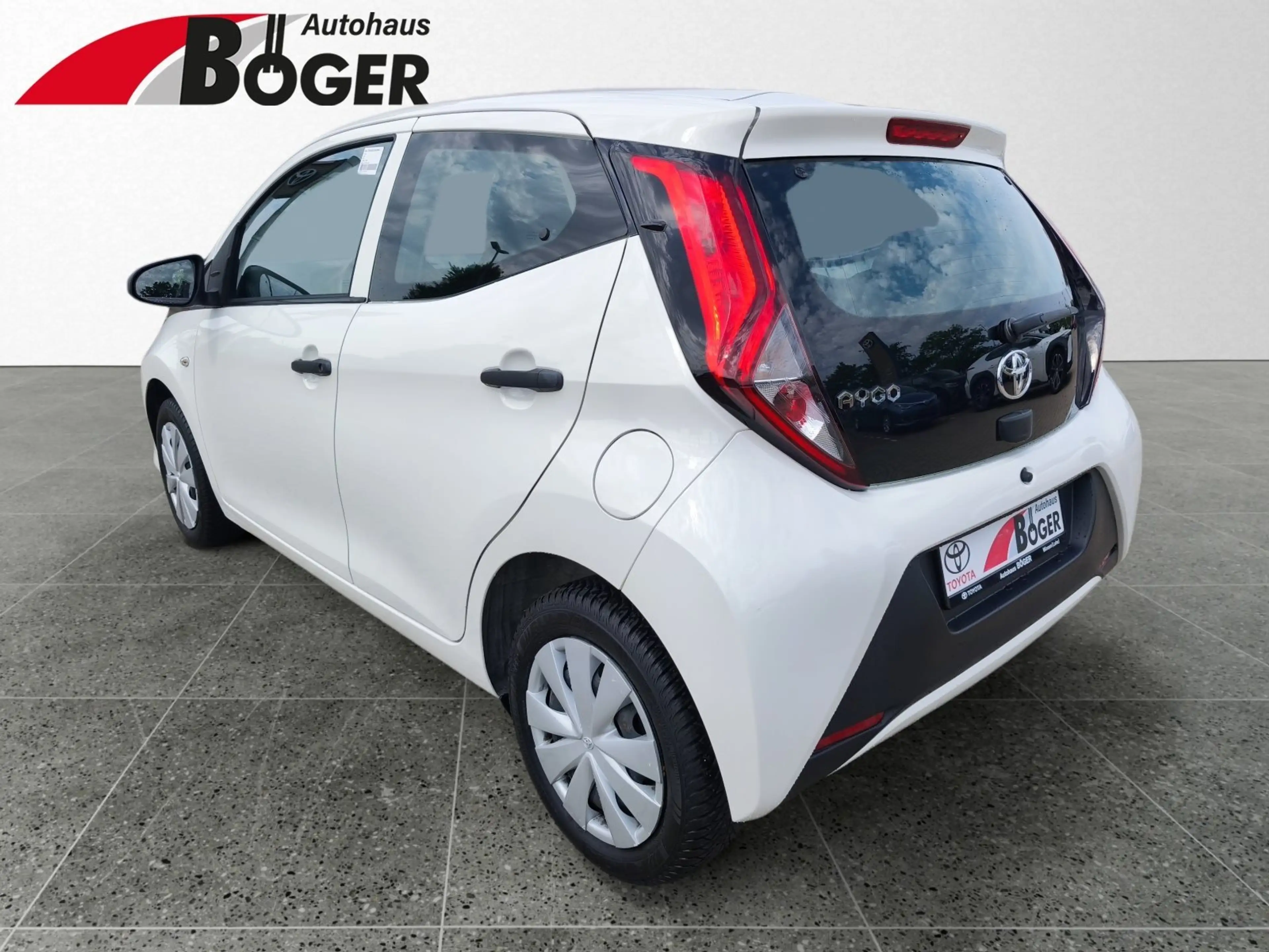 Toyota Aygo x 1,0 *GJR KLIMA* — photo 8