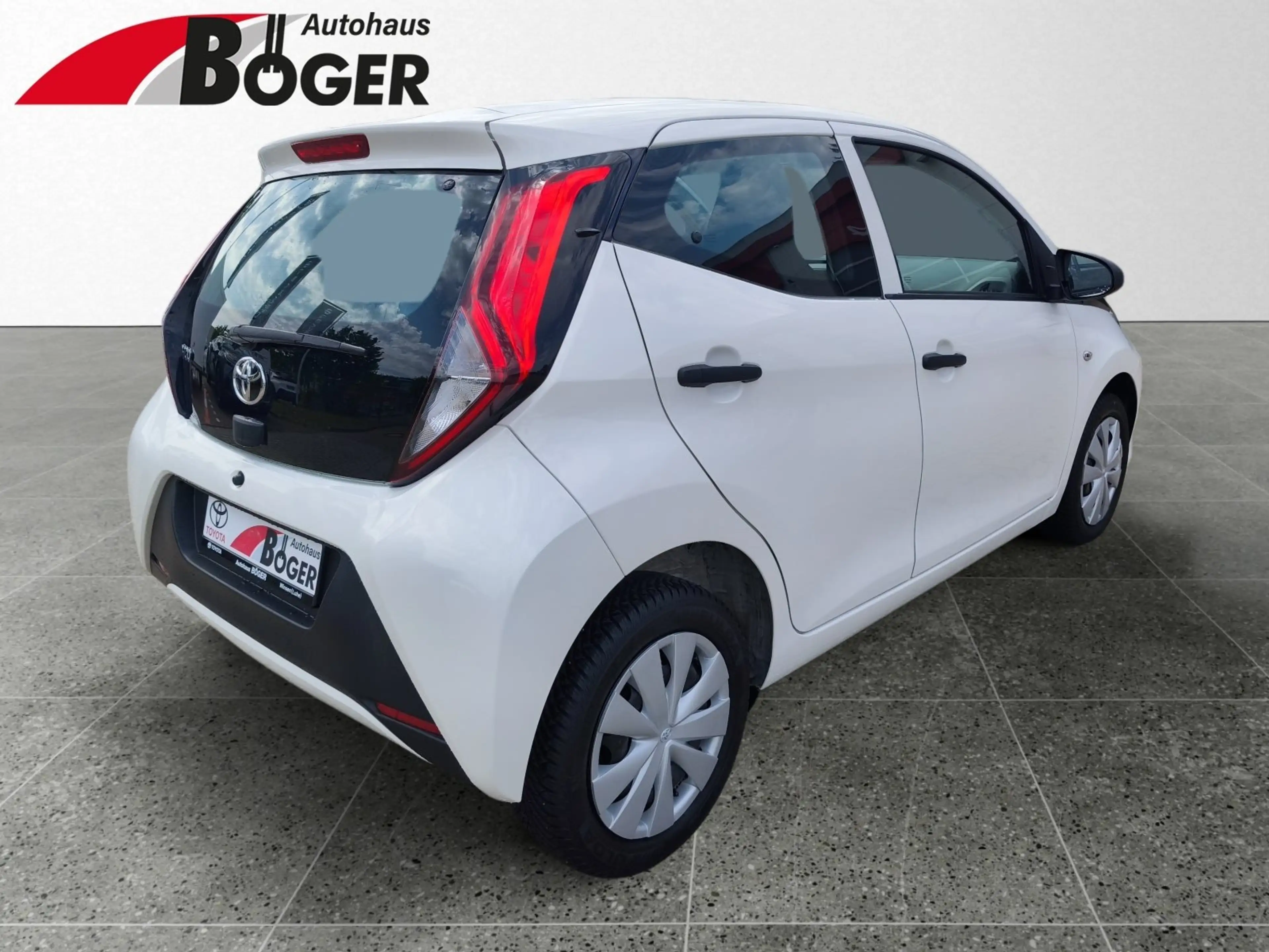 Toyota Aygo x 1,0 *GJR KLIMA* — photo 6