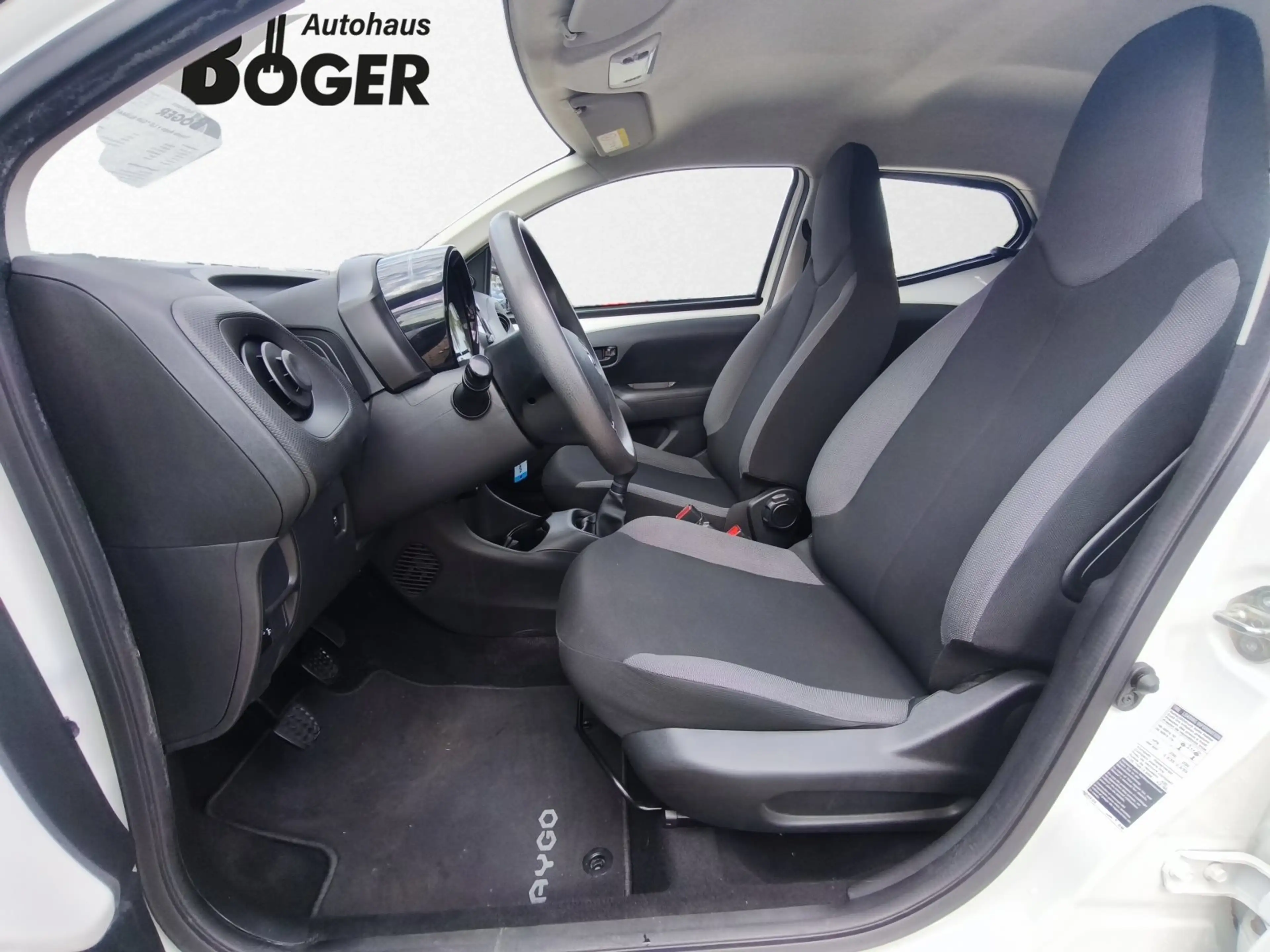 Toyota Aygo x 1,0 *GJR KLIMA* — photo 10