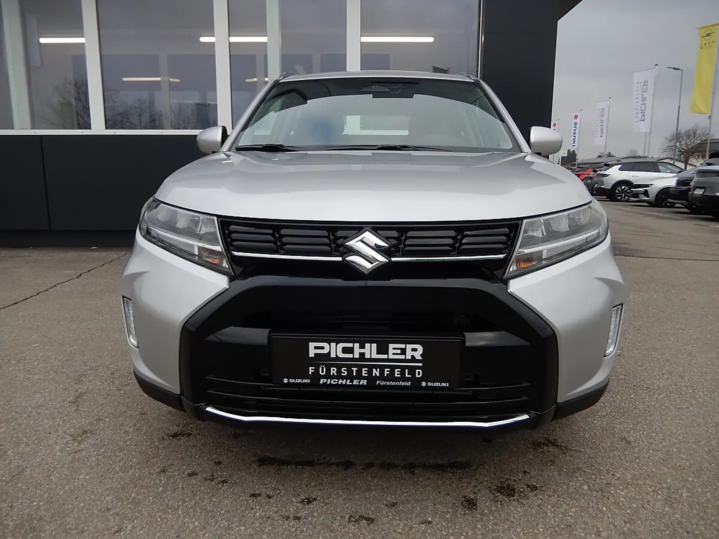 Suzuki Vitara 1,4 Hybrid clear Silber - 2