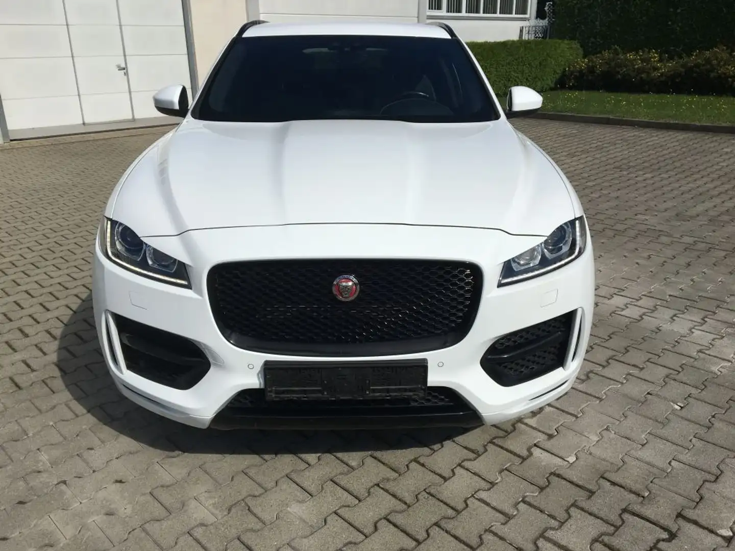 Jaguar F-Pace 20d AWD Aut. R-Sport, Navi, AHK, 19 Zoll Blanco - 1