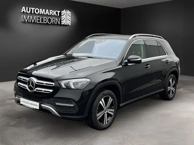 Mercedes-Benz Gle view 2