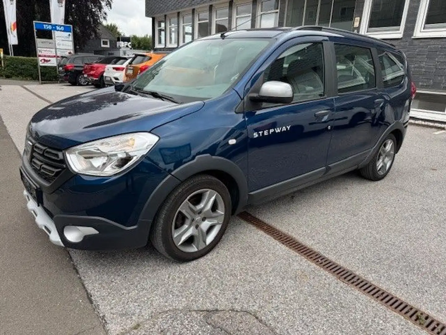 Dacia Lodgy Stepway Blau - 1