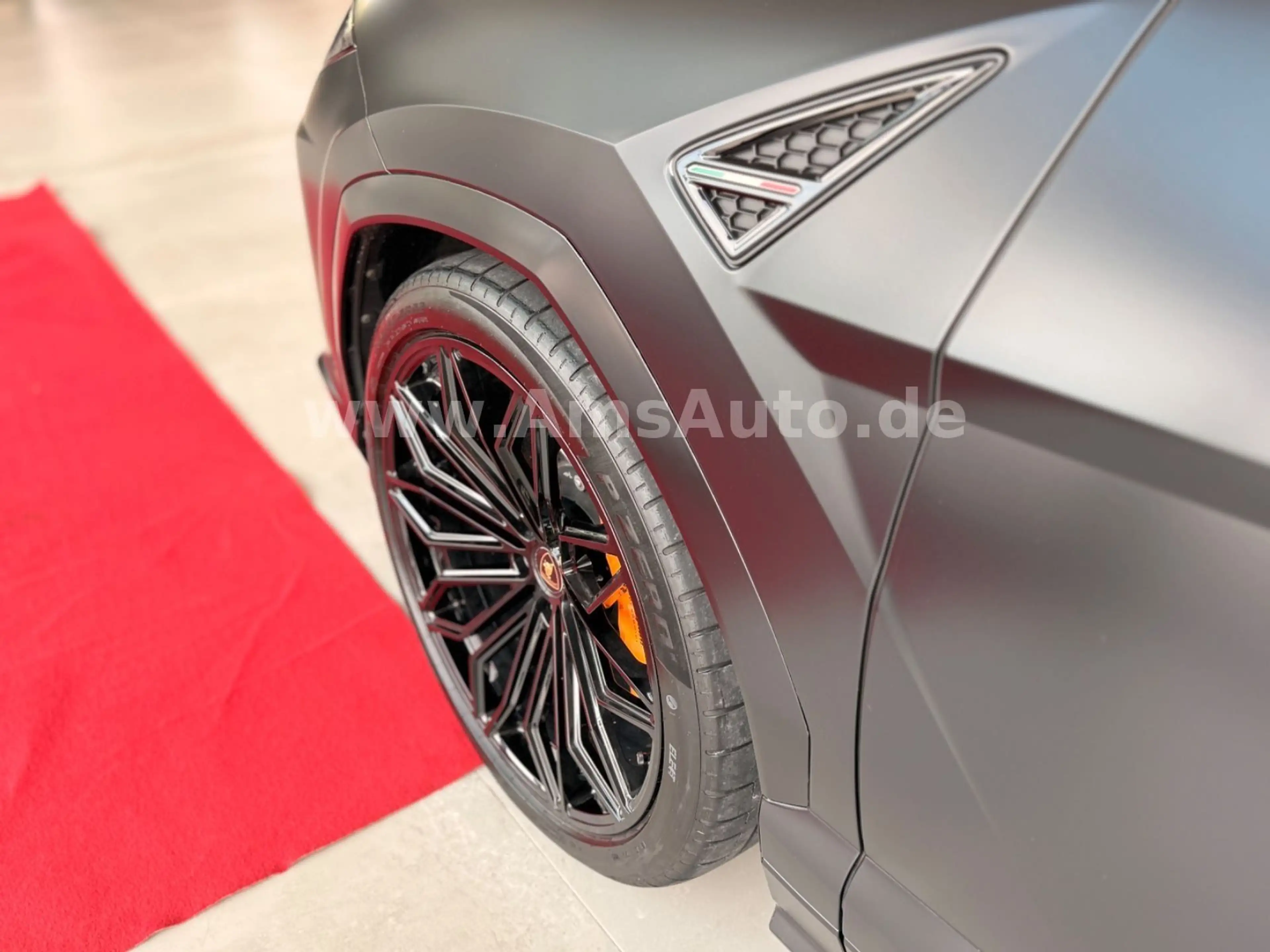 Lamborghini Urus SE 4.0 V8 PHEV B&O Pano PPF Matt — photo 7