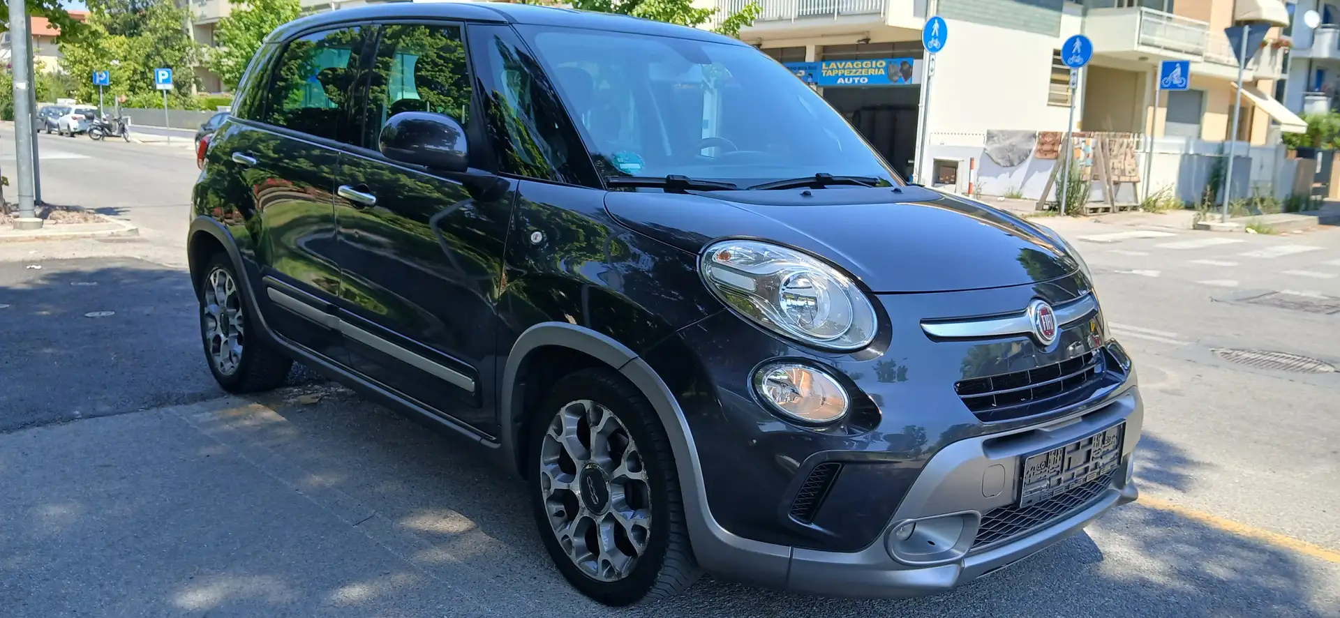 Fiat 500L Trekking 1.6 diesel navi clima cerchi in lega17 Grigio - 2