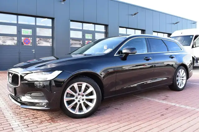 Volvo V90 main image