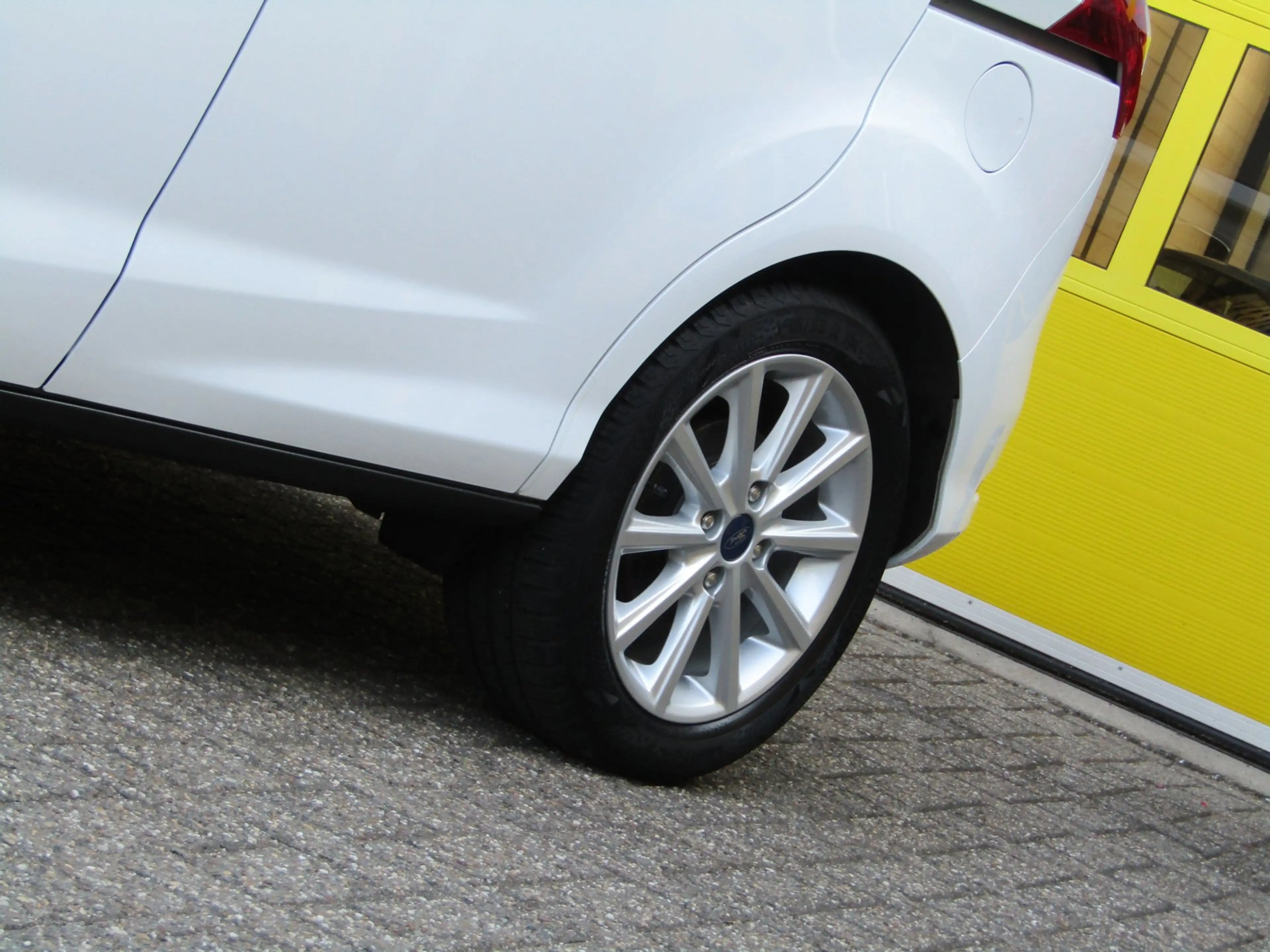 Ford B-Max 1.0 EcoBoost Titanium — photo 5