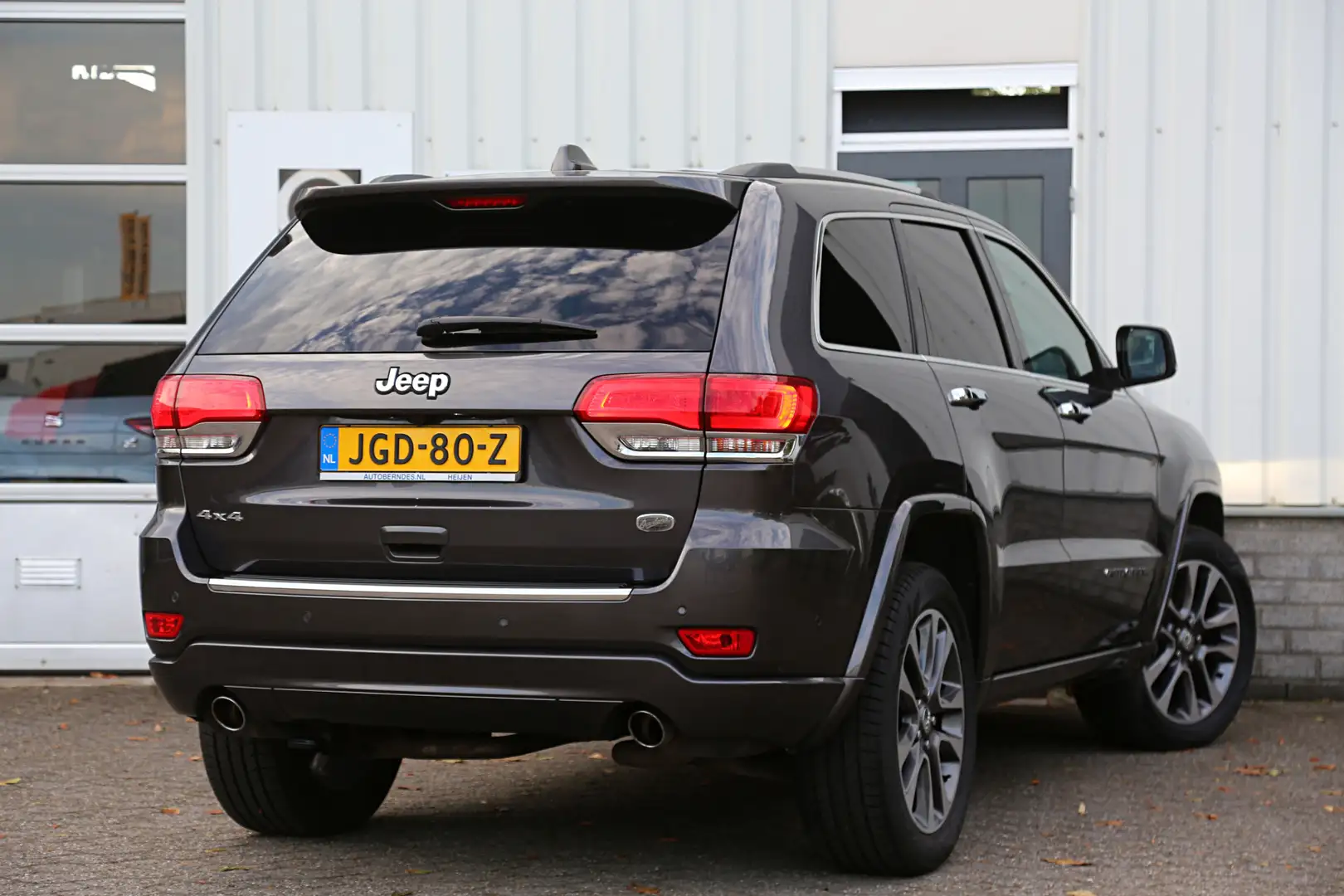 Jeep Grand Cherokee 3.6 286PK 4WD Aut.*Perfect Onderh.*Incl. BTW*Lucht Grau - 2