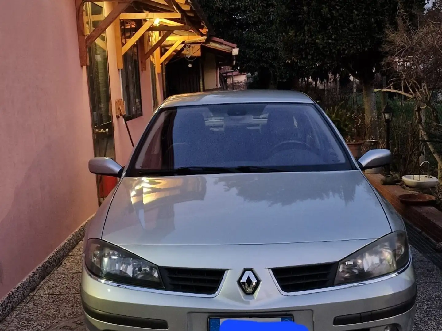 Renault Laguna 1.6 16v Teknos Stříbrná - 1