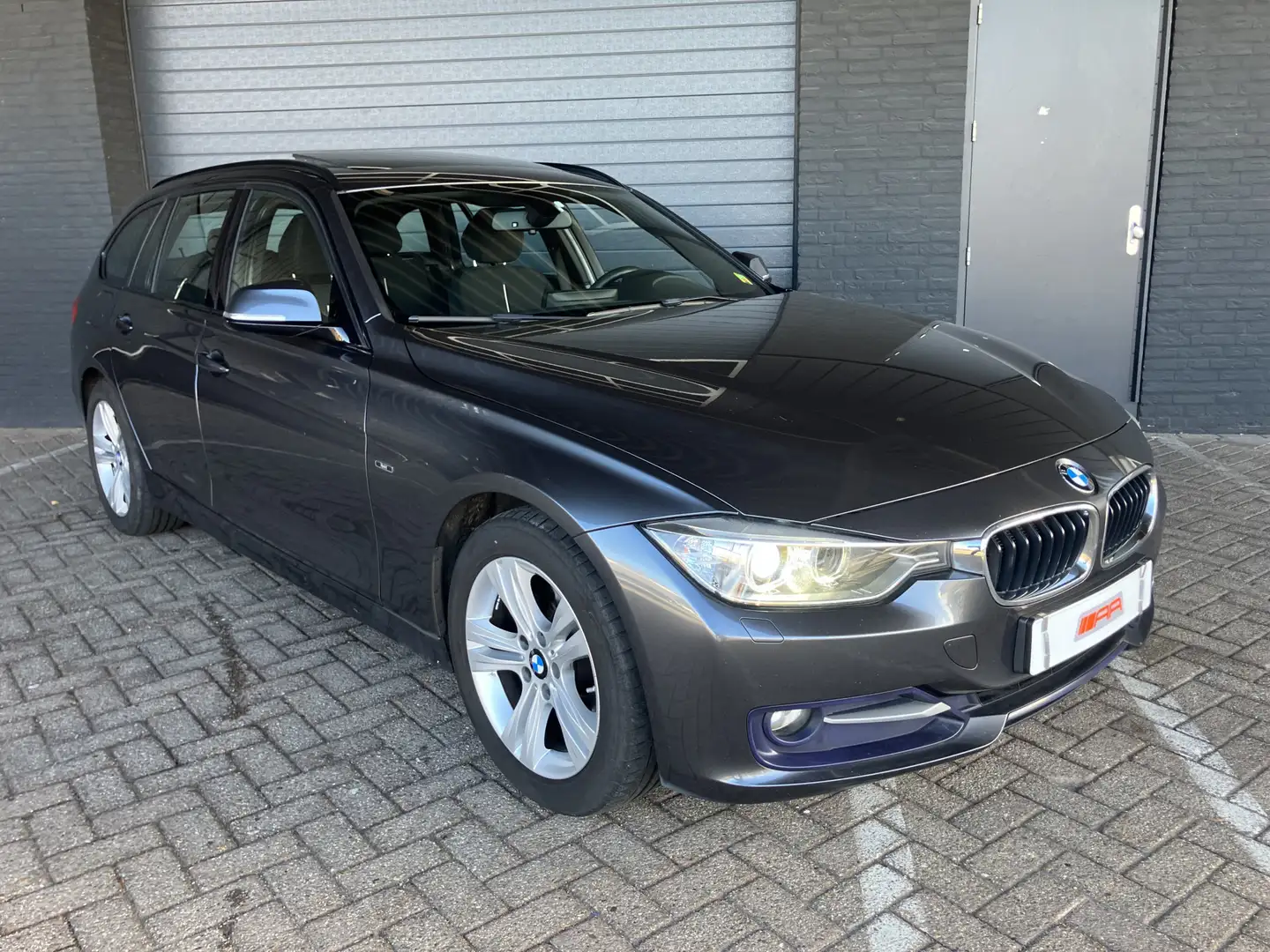 BMW 316 3-serie Touring 316d PANO-XENON-LED Gris - 1