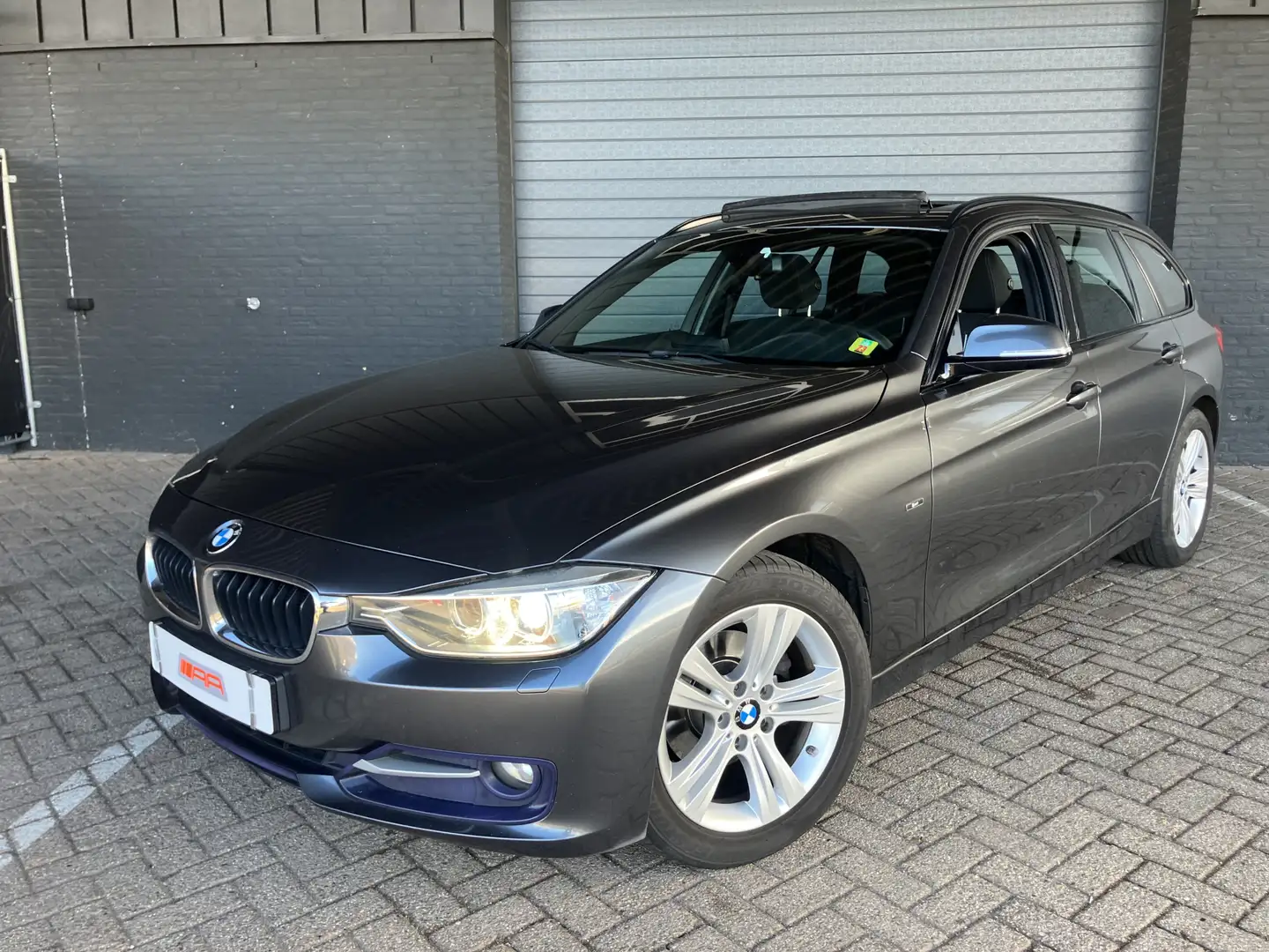 BMW 316 3-serie Touring 316d PANO-XENON-LED Gris - 2