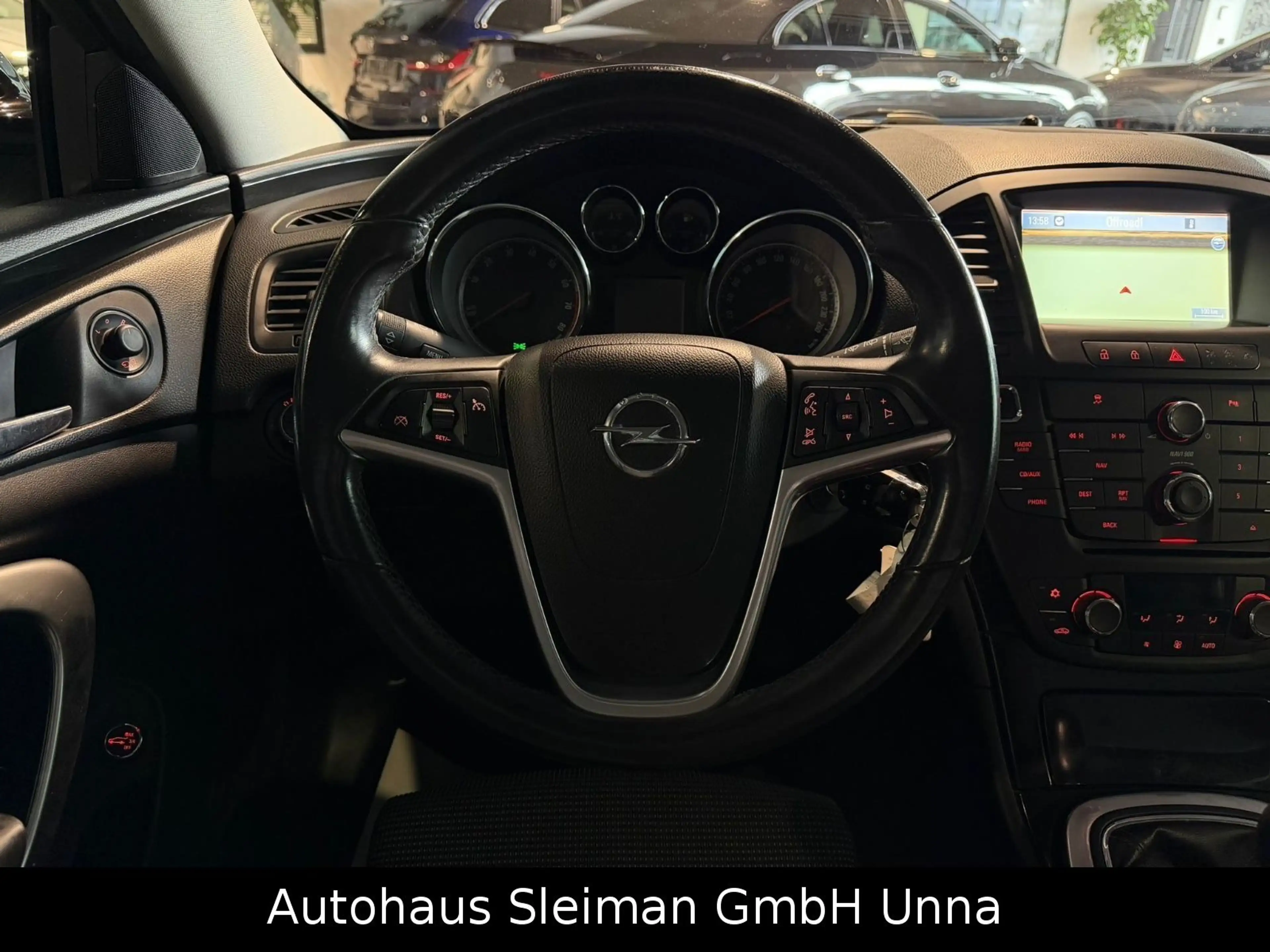 Opel Insignia A Sports Tourer Innovation 1,4 Turbo — photo 12