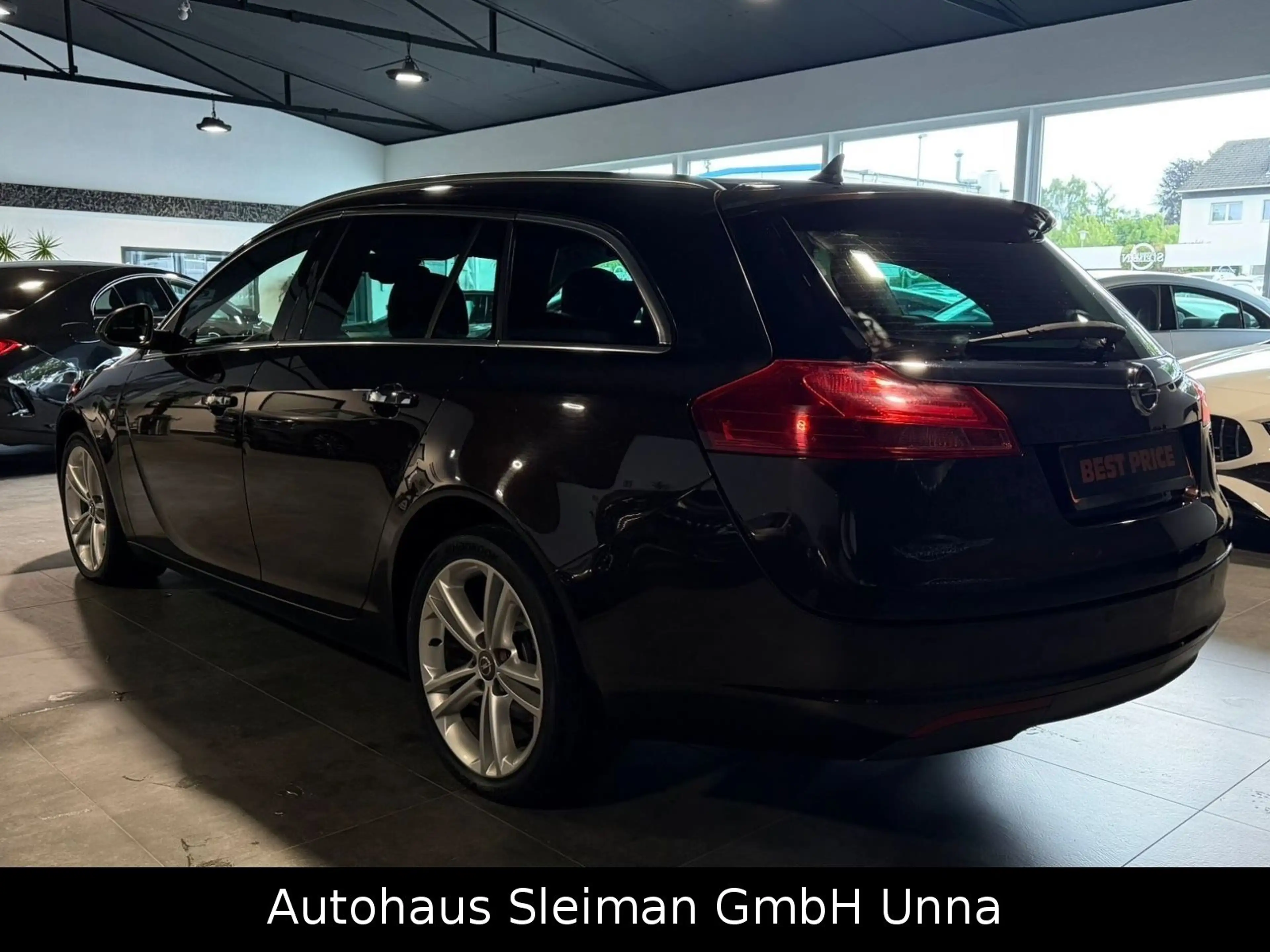 Opel Insignia A Sports Tourer Innovation 1,4 Turbo — photo 4