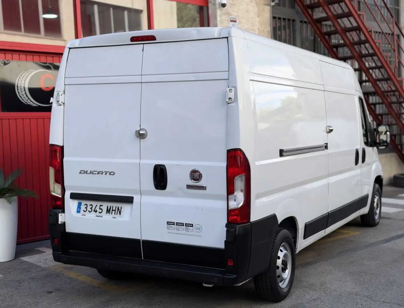 Fiat Ducato Fg. 35 2.2Mjt L3 H2 Panelado 140CV Blanco - 2